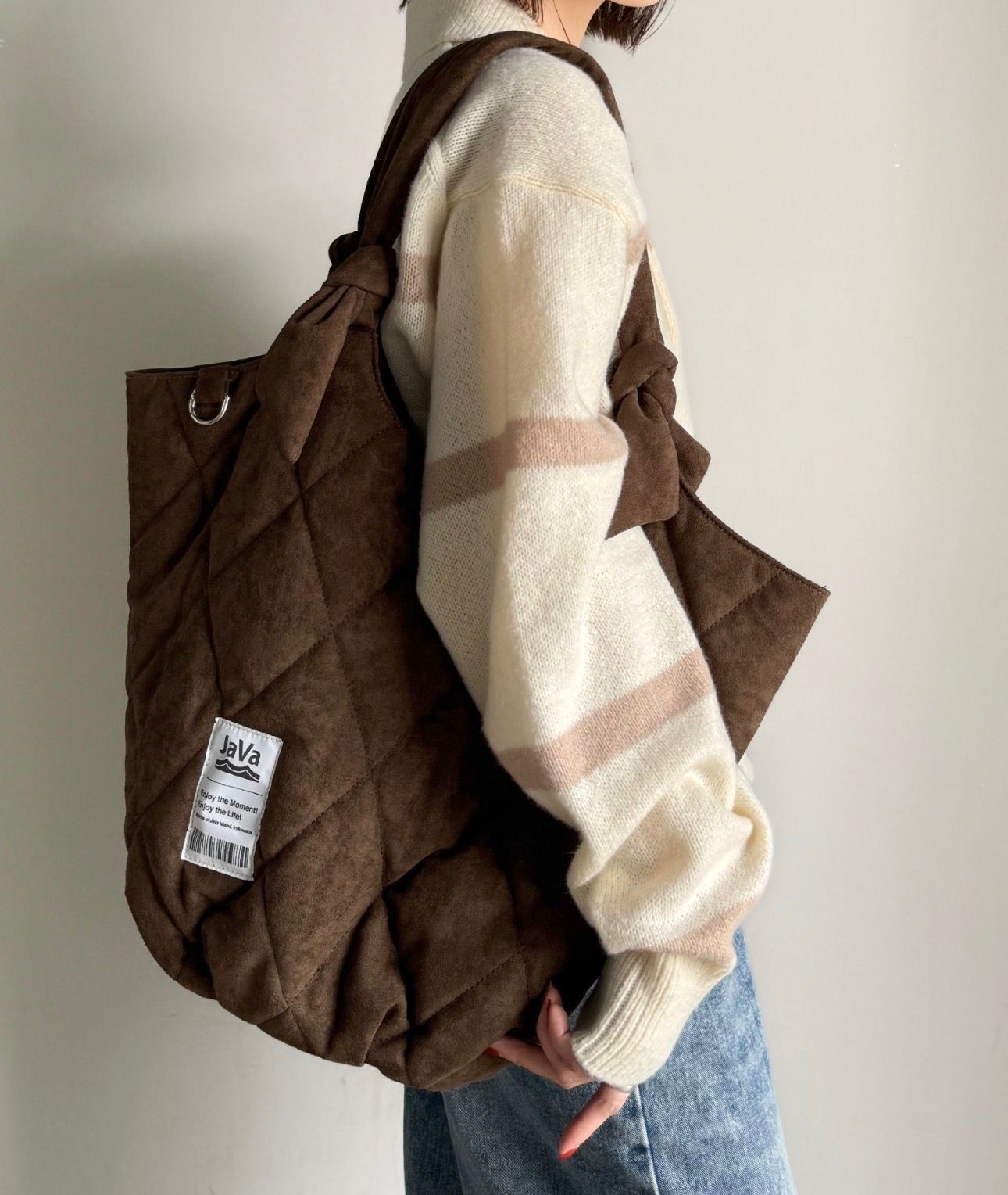 【預購】JN0305107 Java  質感麂皮大菱格雲朵包