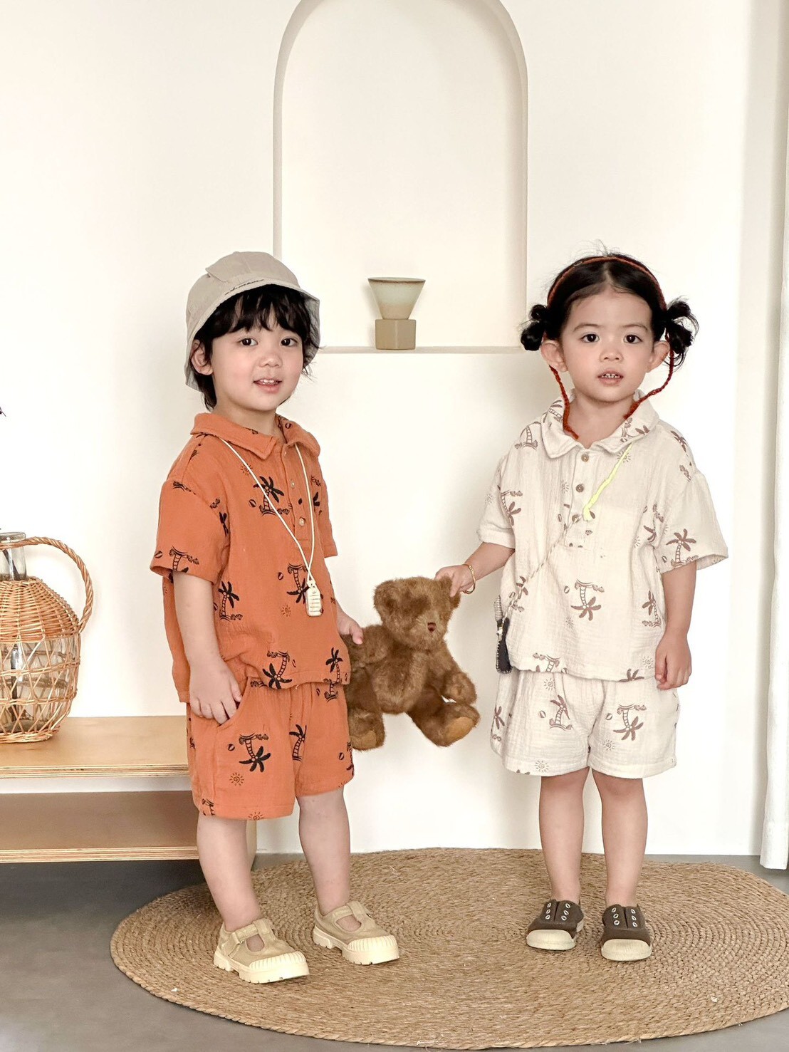 渡假風椰子樹休閒套裝ꕀꕀꕀ ＊短袖上衣 + 短褲