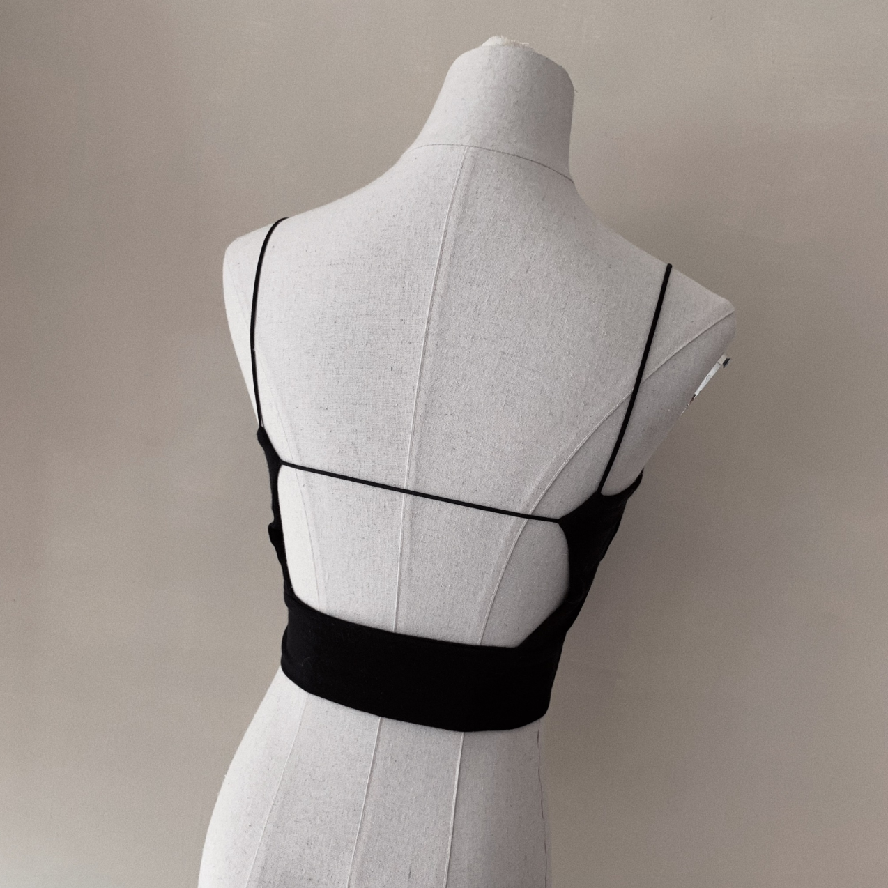 【 包色組合價】 訂製-升級版細肩平口美背bratop