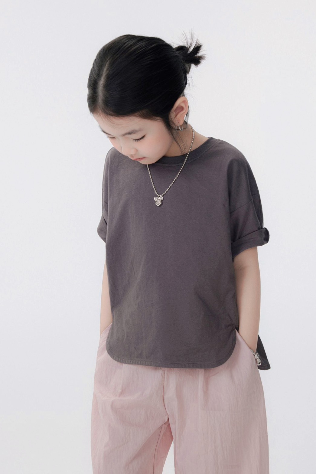 素面簡約側開岔上衣