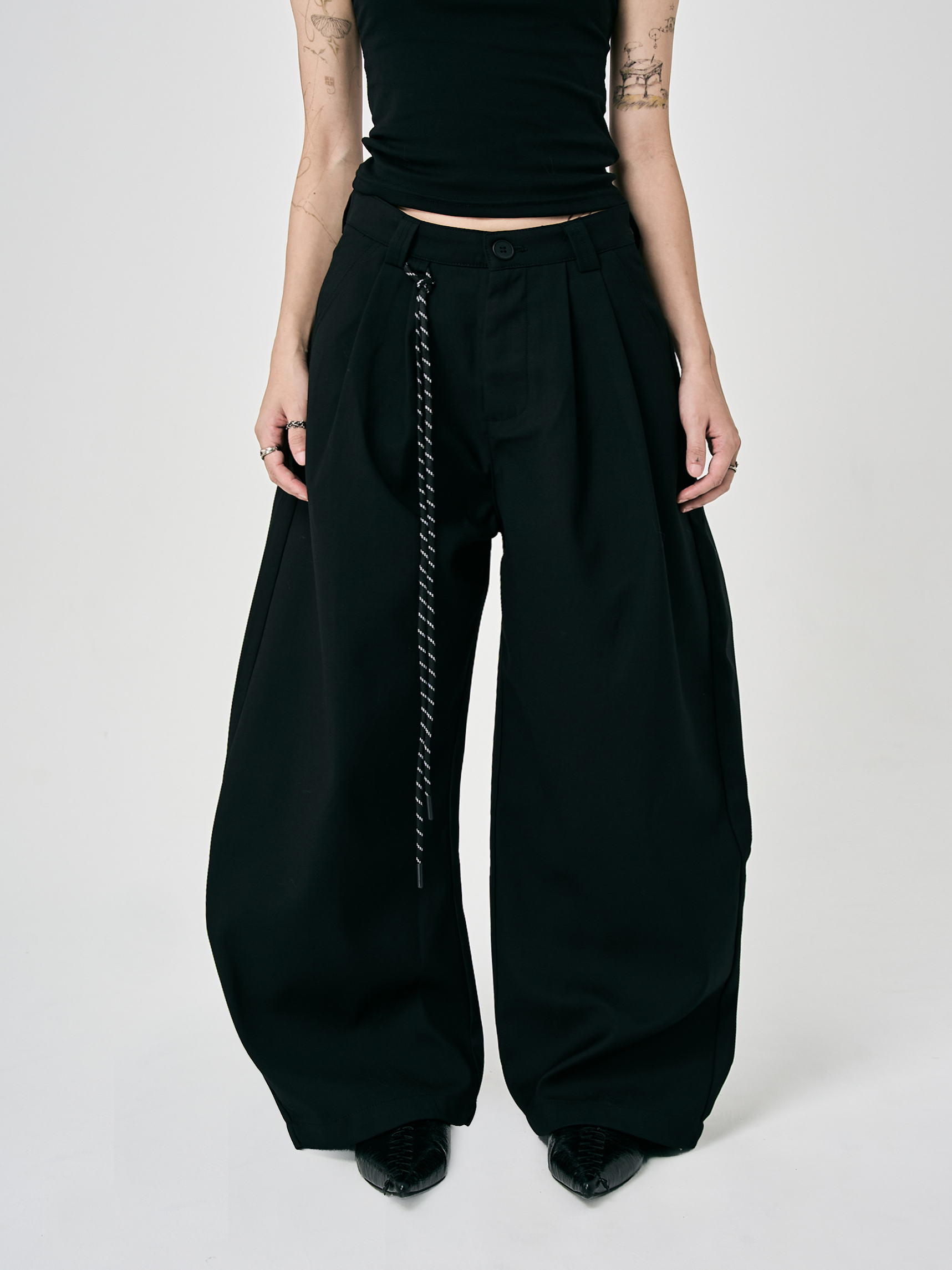 抗皺基礎綁繩西裝褲-黑