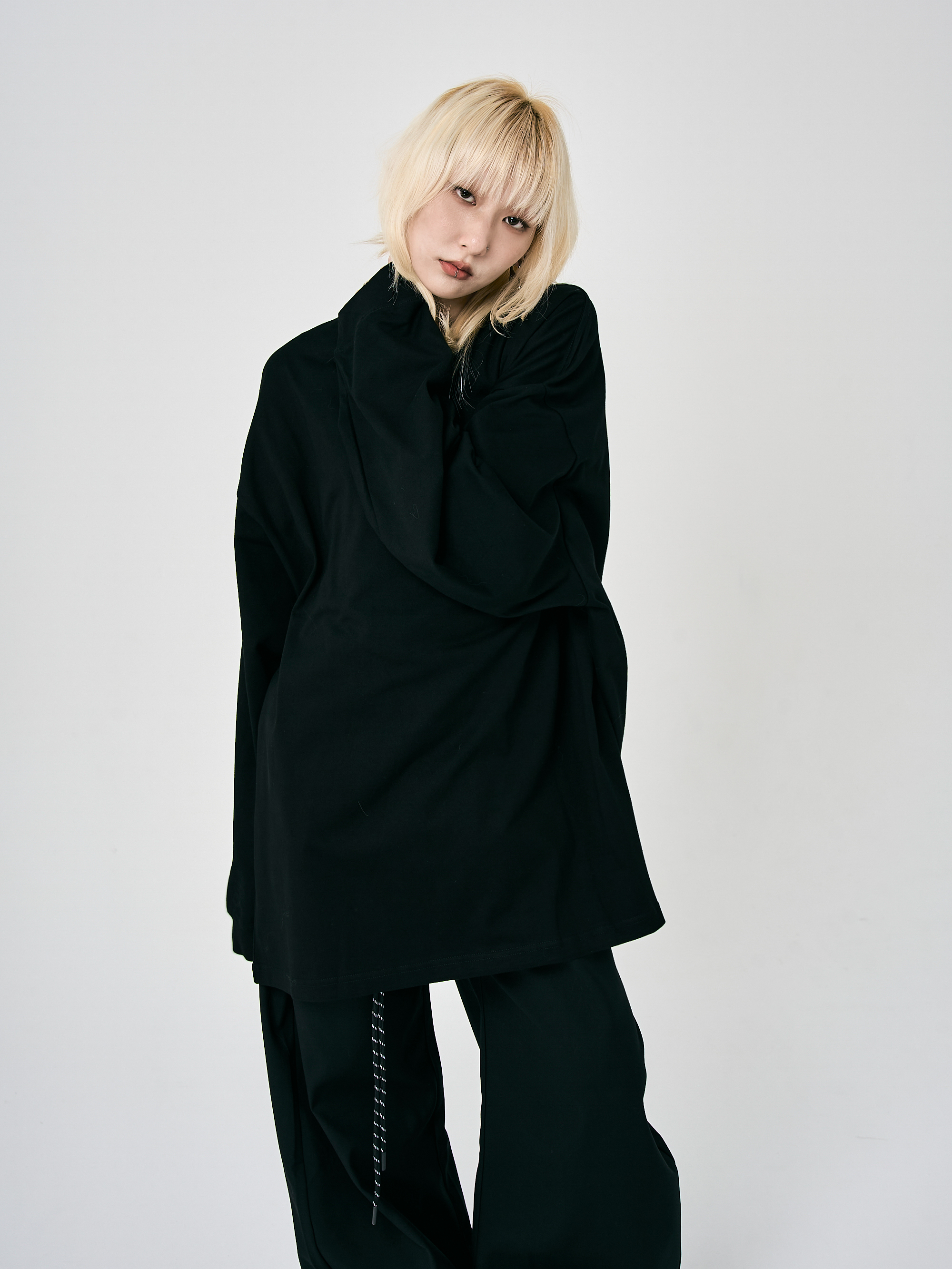 極致寬鬆大長袖-黑