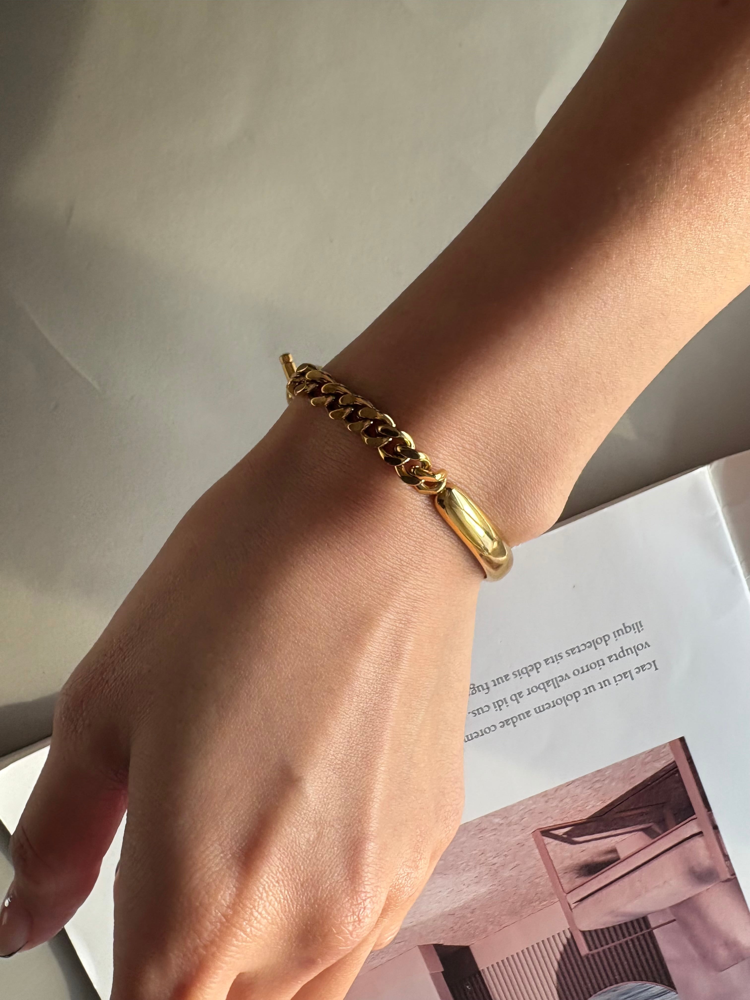 gold half chain bracelet