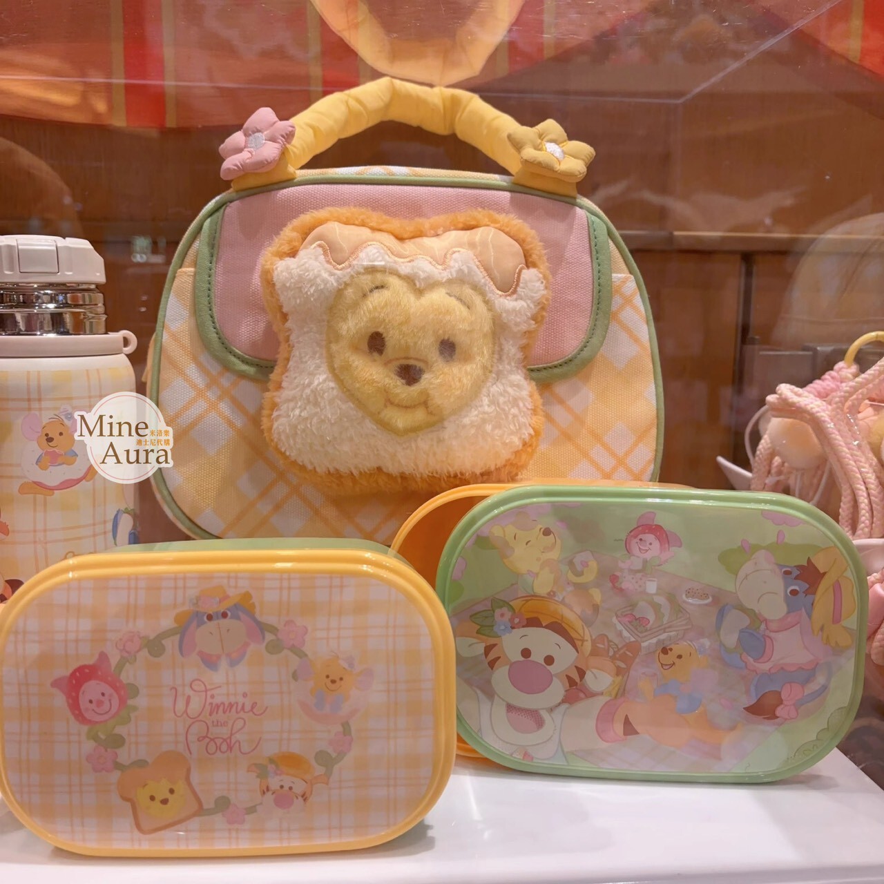 2026 小熊維尼和朋友們 春日野餐系列 小熊維尼 Winnie the Pooh 手提 餐袋 + 餐盒 便當盒 -上海迪士尼樂園