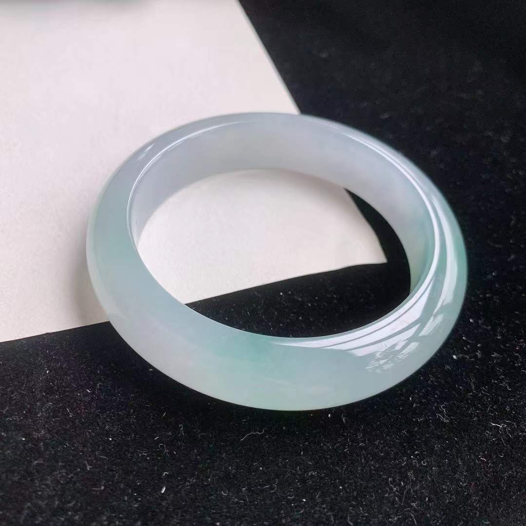 翡翠嗎冰種起膠飄綠手鐲,天然翡翠A玉, 緬甸玉, Jade, Jadeite