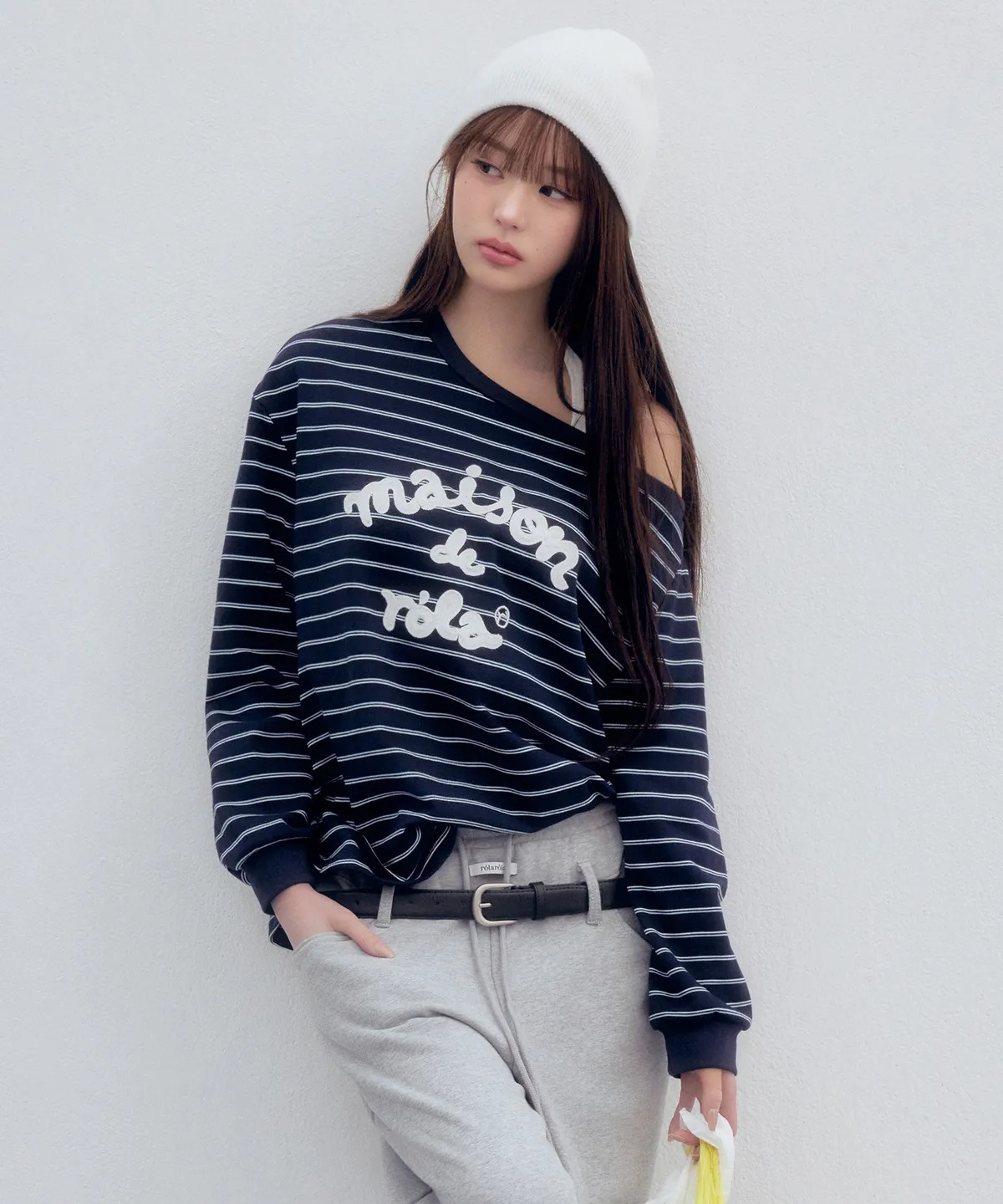 ROLAROLA MAISON DE ROLA EMBROIDERY OFF SHOULDER STRIPE SWEATSHIRT