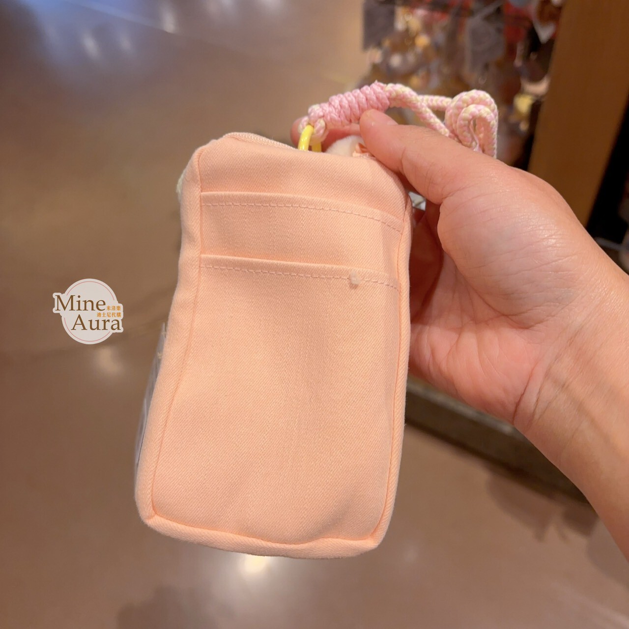 2026 小熊維尼和朋友們 春日野餐系列 小熊維尼 Winnie the Pooh 絨毛大頭 造型 票卡夾 票卡包 -上海迪士尼樂園