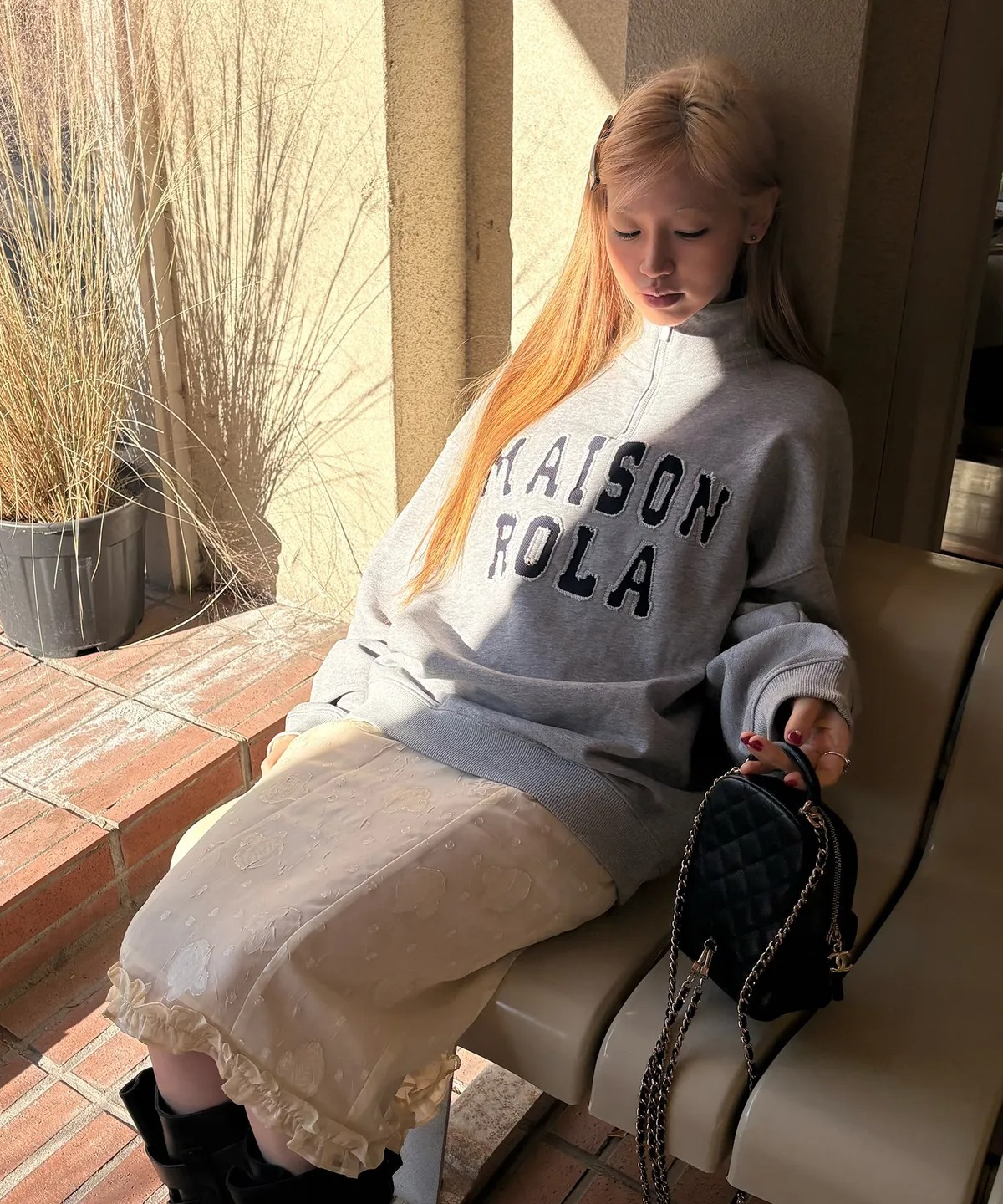 ROLAROLA MAISON DE ROLA EMBROIDERY HALF ZIP-UP