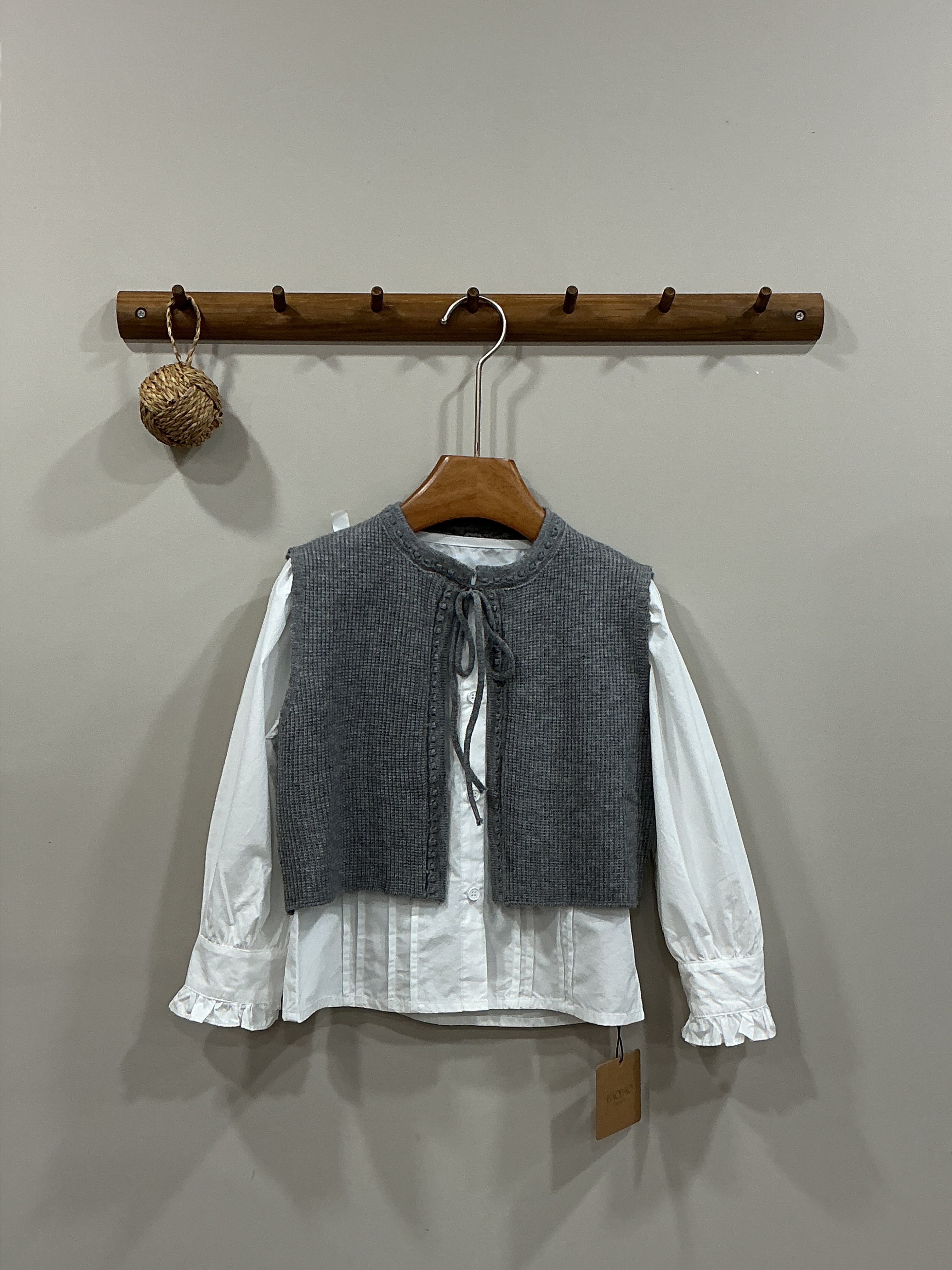 A04367針織背心襯衫兩件套