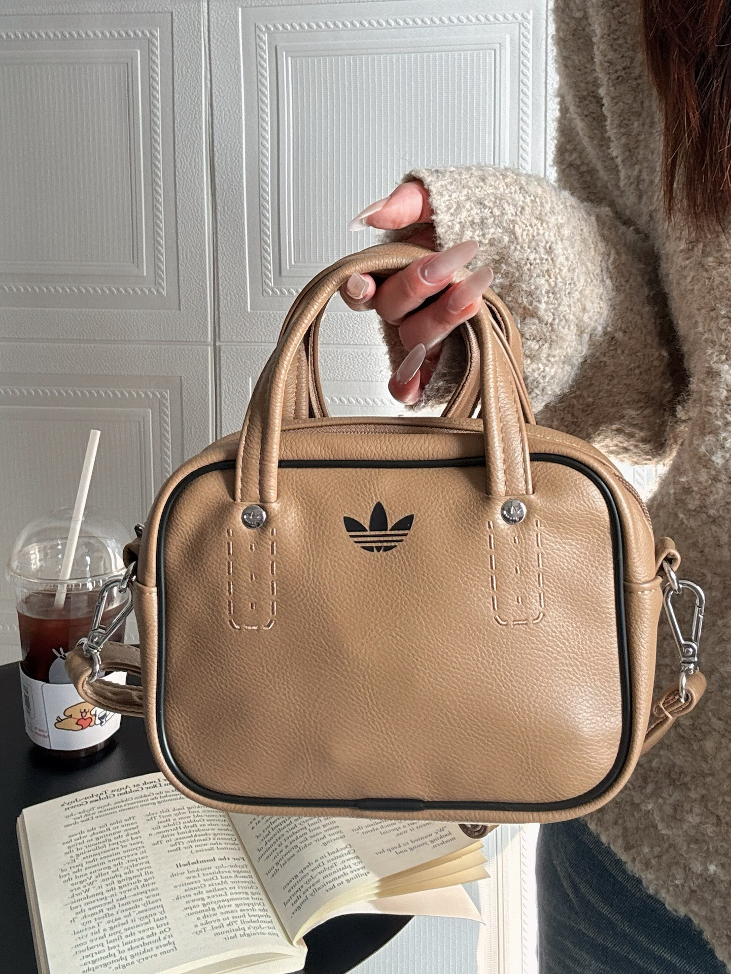 代購-Adidas Originals ADICOLOR 經典 三葉草印花 單肩 手提包 迷你 黑色