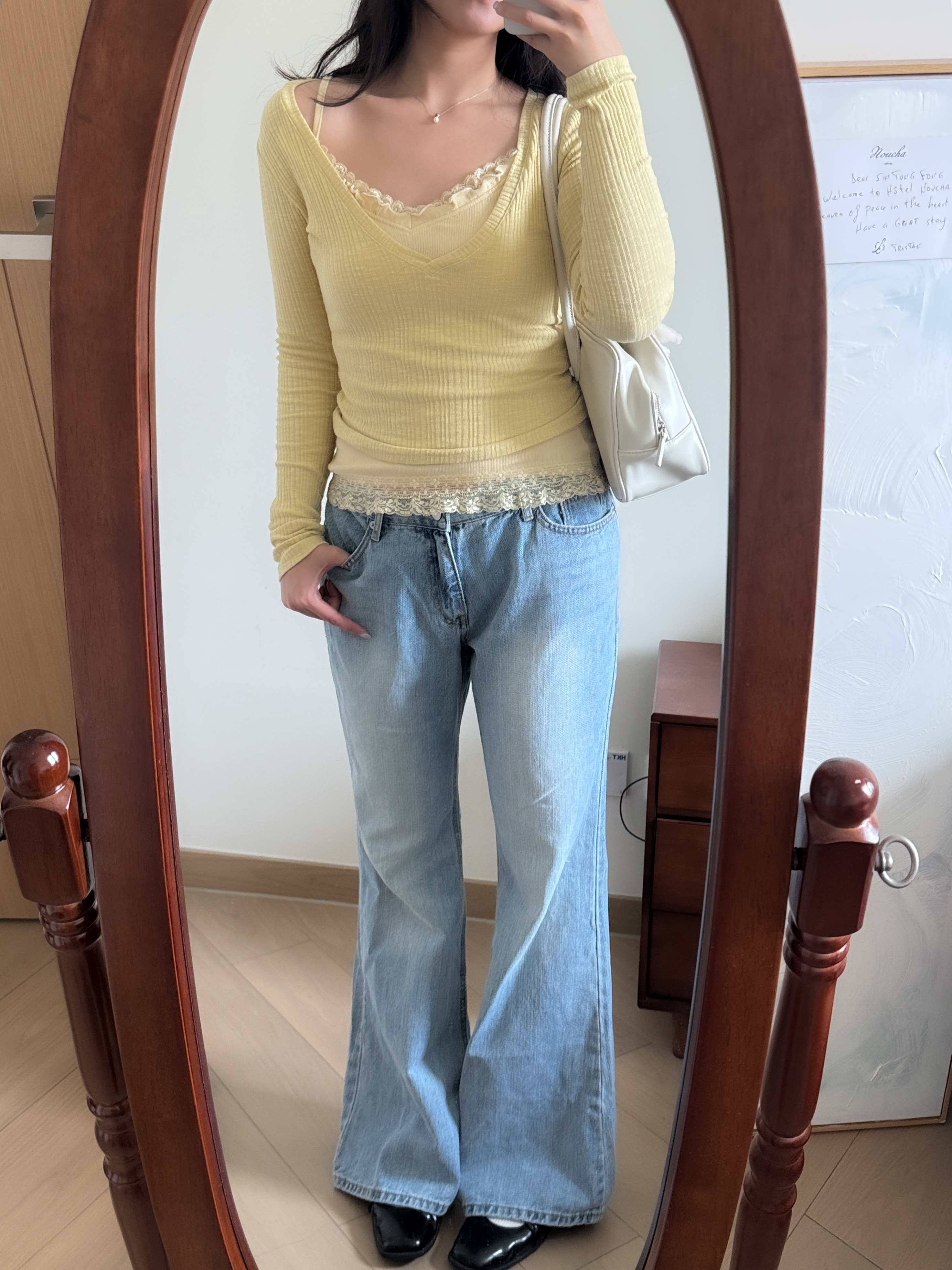 春天的低腰寬喇叭褲