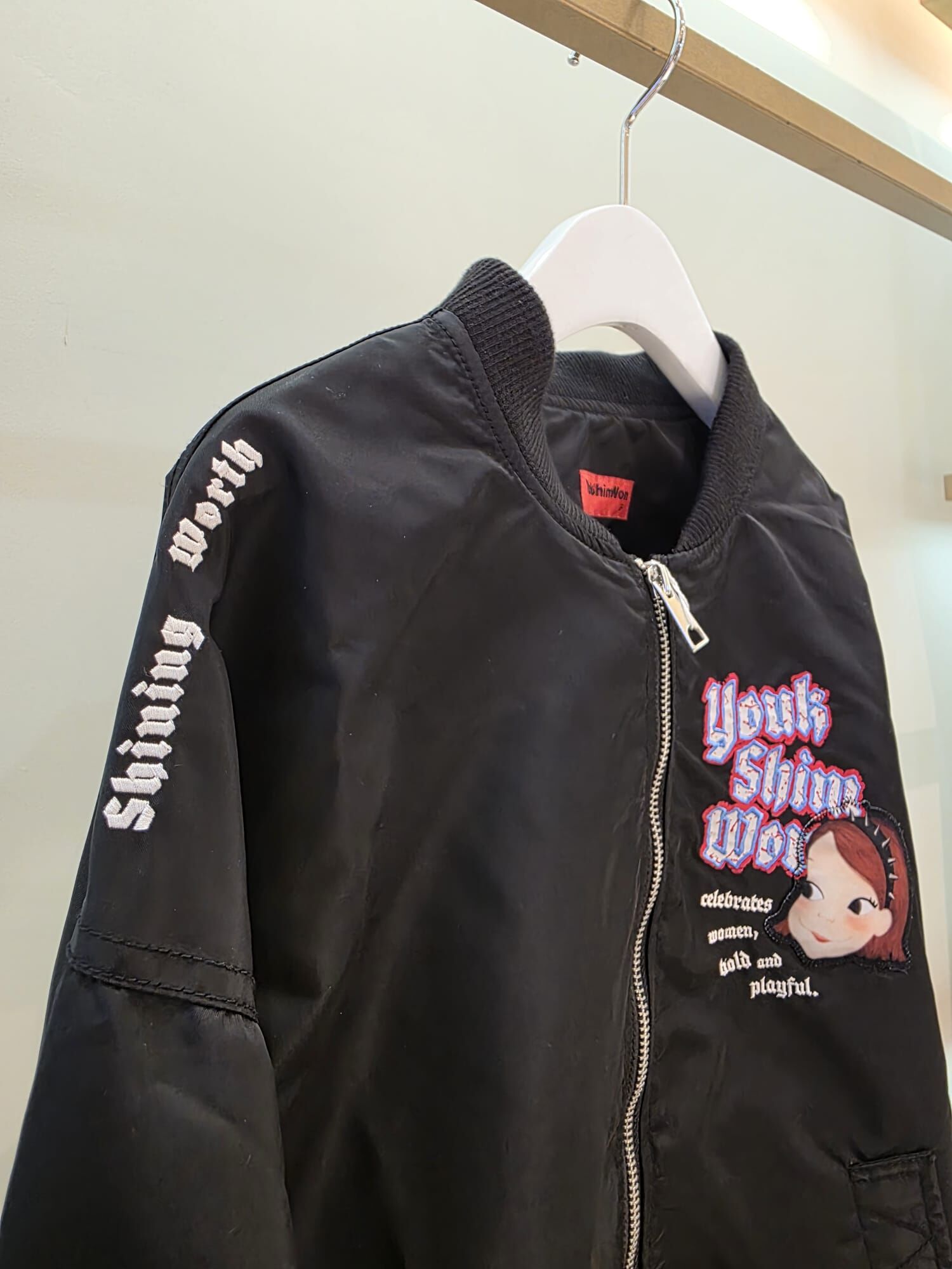 【直播】YOUK SHIM WON LX0305724 棒球外套 (Free Size)