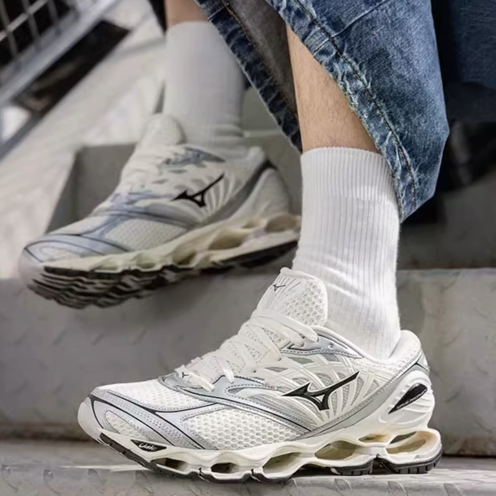 MIZUNO WAVE PROPHECY LS 米白 奶油白 美津濃 休閒鞋 男女同款 D1GA251101