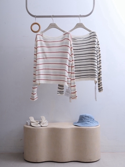 A3314-撞色條紋織紋上衣