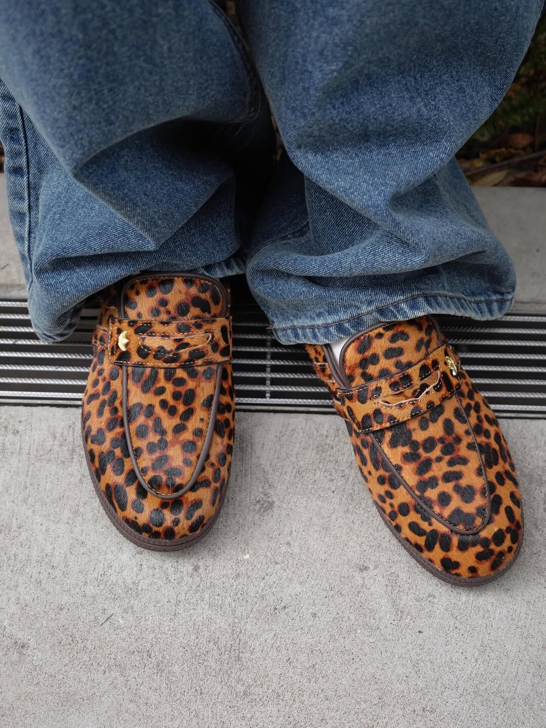 <下單即享7-11免運> ADIDAS HANDBALL SPEZIAL LOAFER 豹紋 棕色 樂福鞋 復古 金屬標 三葉草 男女鞋 KJ2526 / 調貨