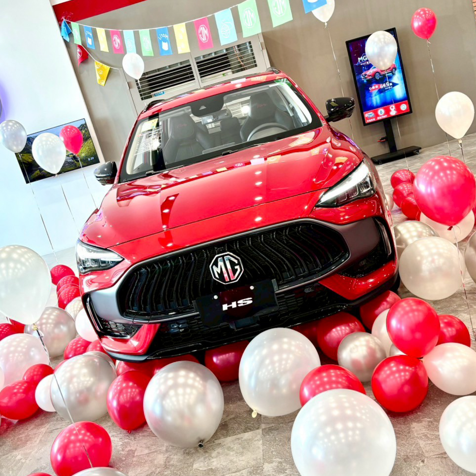 【交車儀式】MG．紅白色系