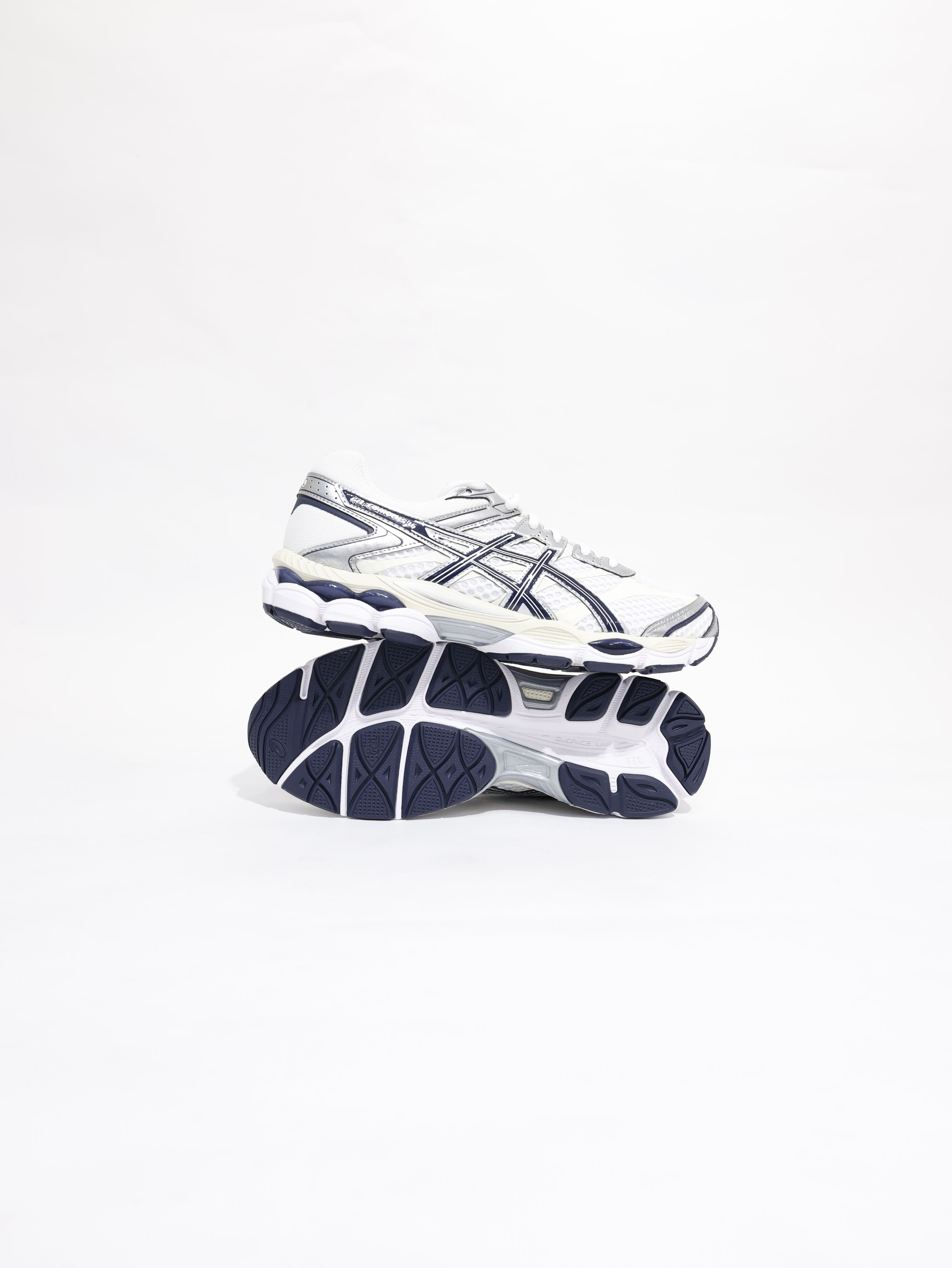 ASICS GEL-CUMULUS 16 休閒鞋 1203A733-103