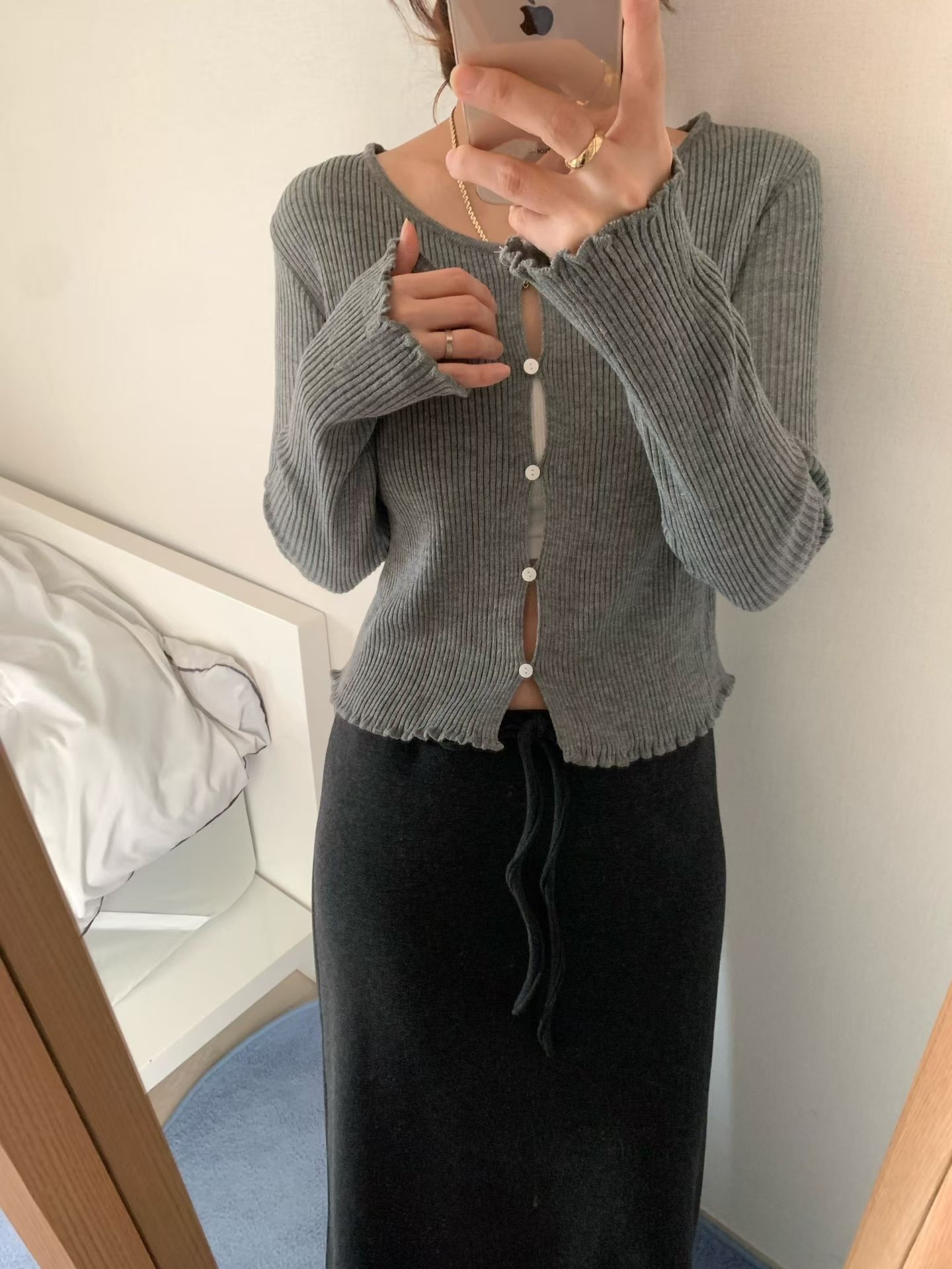 Ribbed frill cardigan