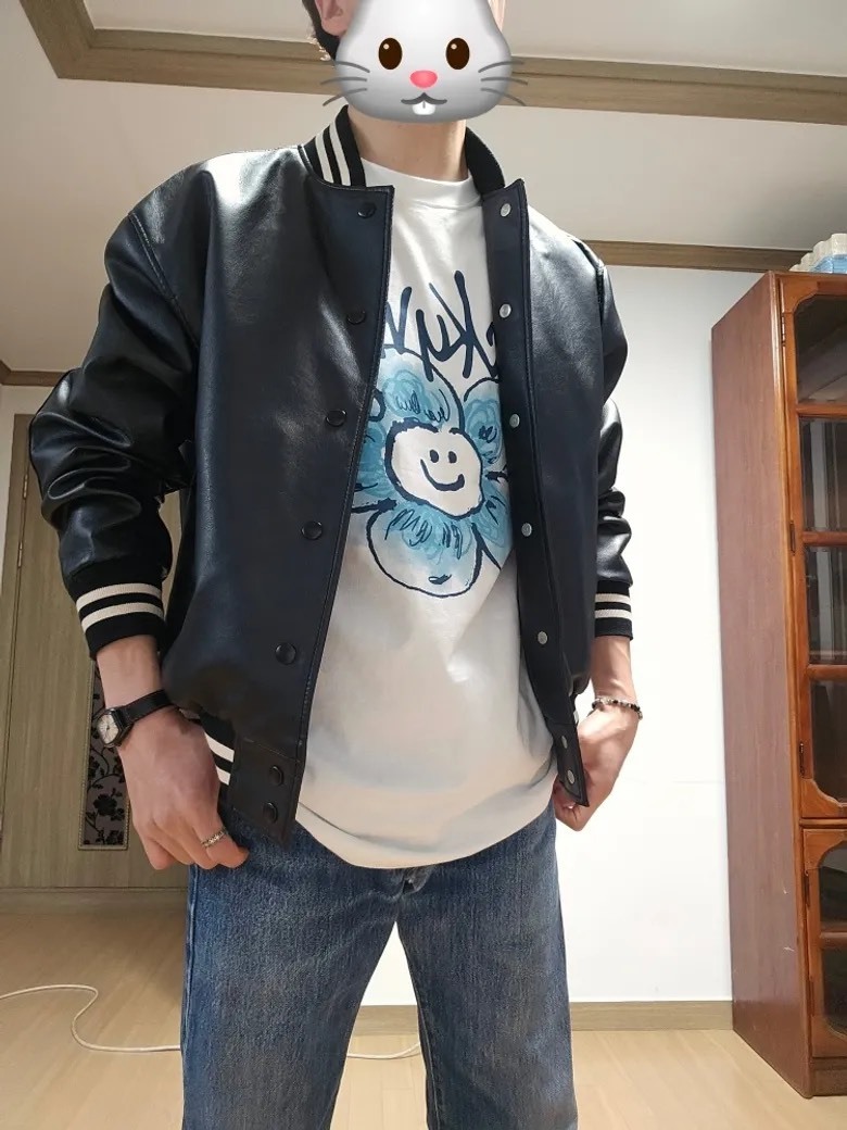 【OWN】Wacky Willy 短袖 上衣 春夏 花花 塗鴉 寬鬆 舒適 不分男女 黑色 白色 小飛人 小黃人 韓國