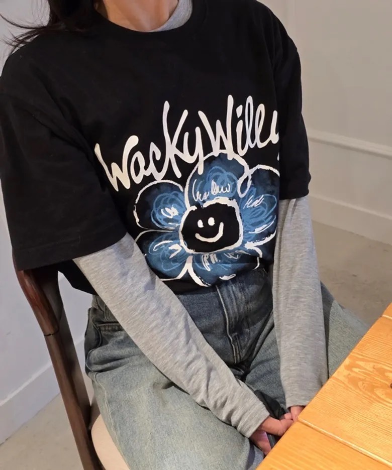 【OWN】Wacky Willy 短袖 上衣 春夏 花花 塗鴉 寬鬆 舒適 不分男女 黑色 白色 小飛人 小黃人 韓國