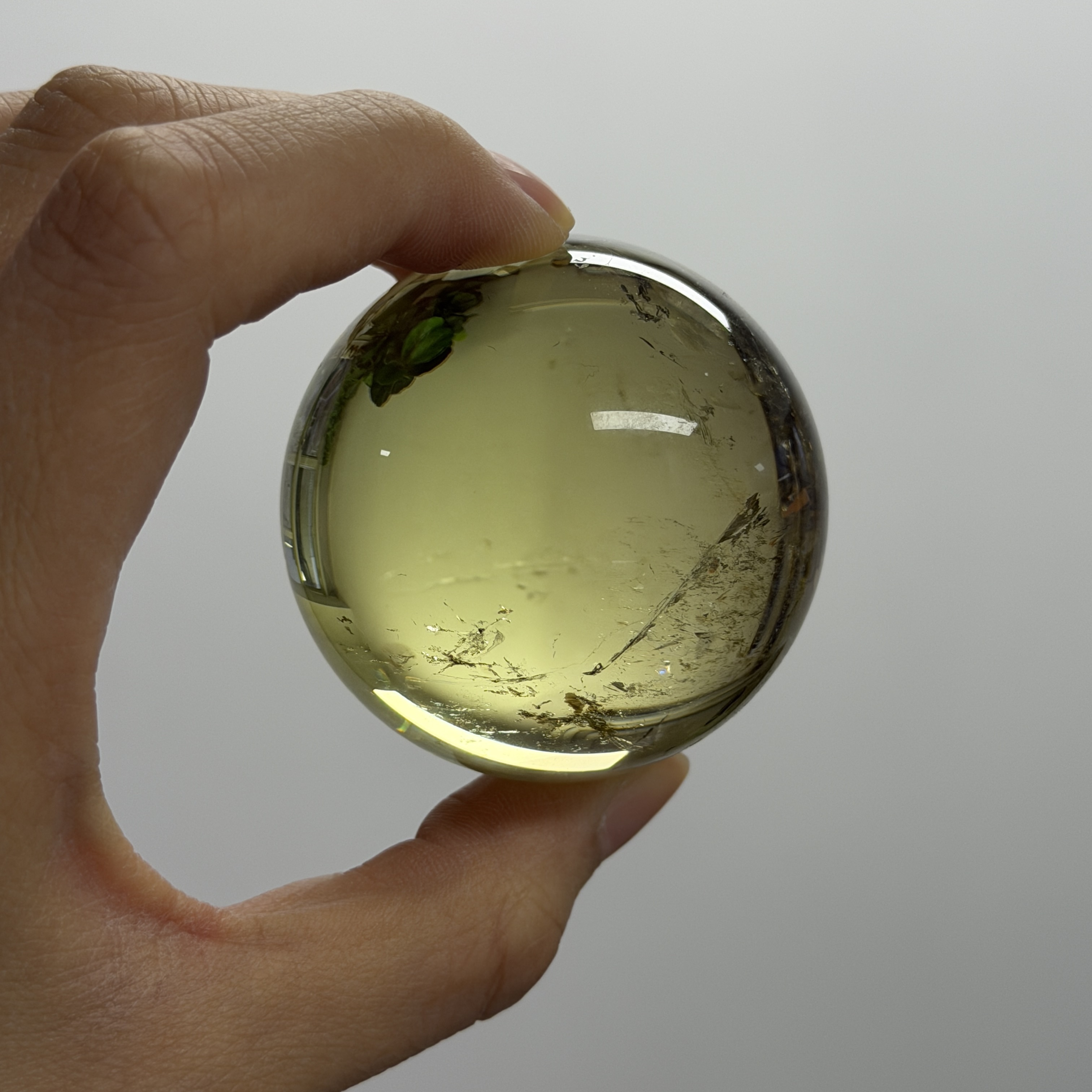 黃水晶球 5.3cm C1839