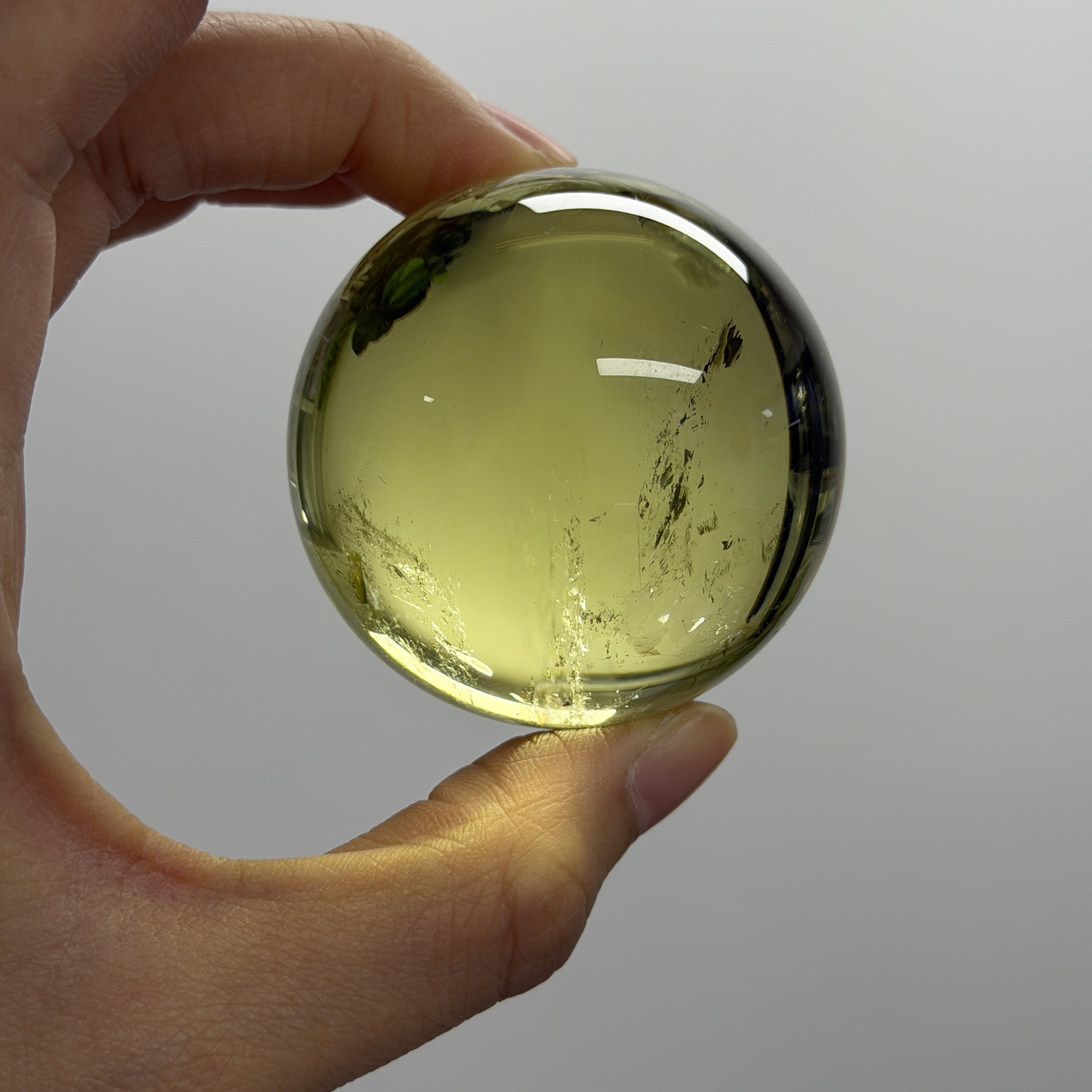 黃水晶球 5.1cm C1841