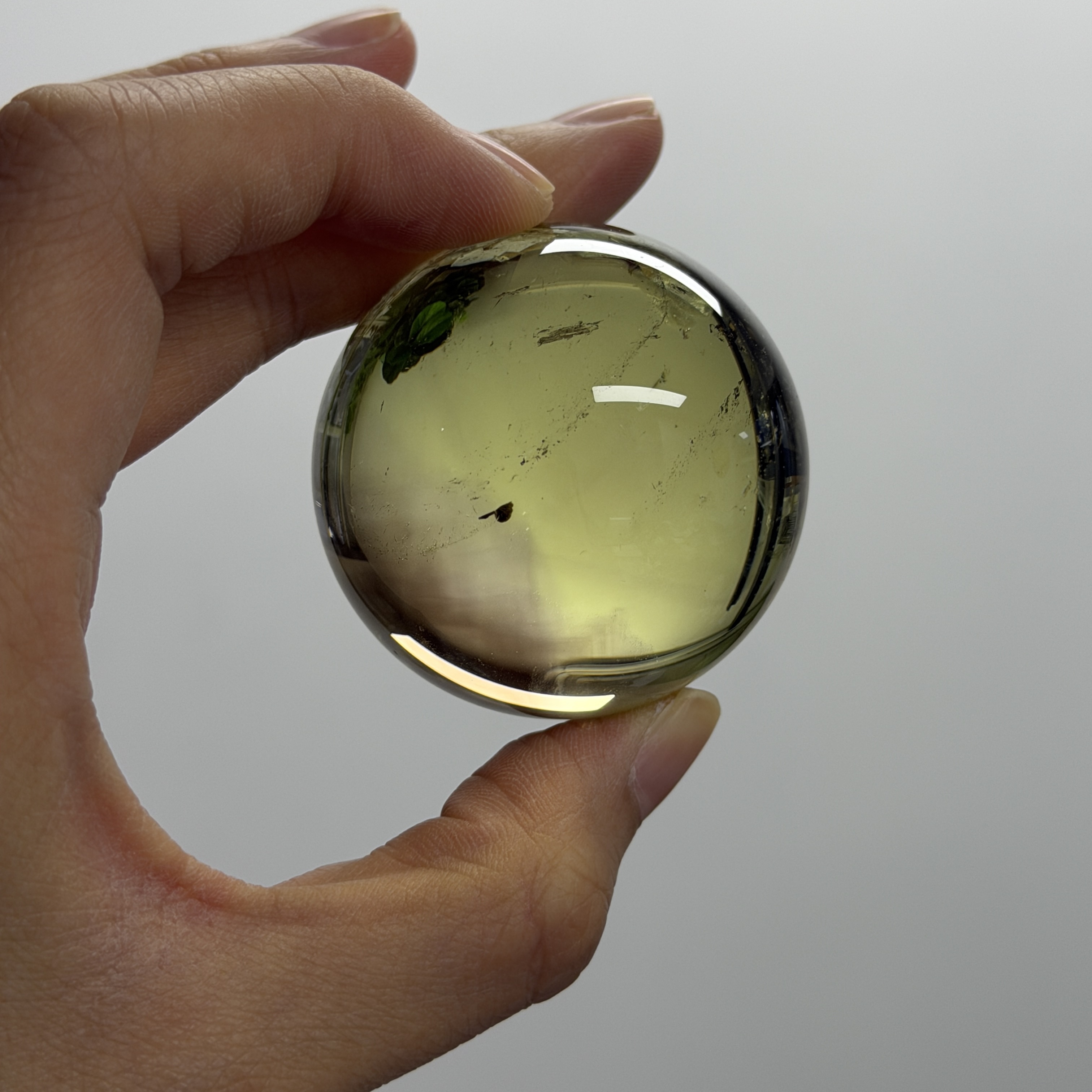 黃水晶球 4.7cm C1843