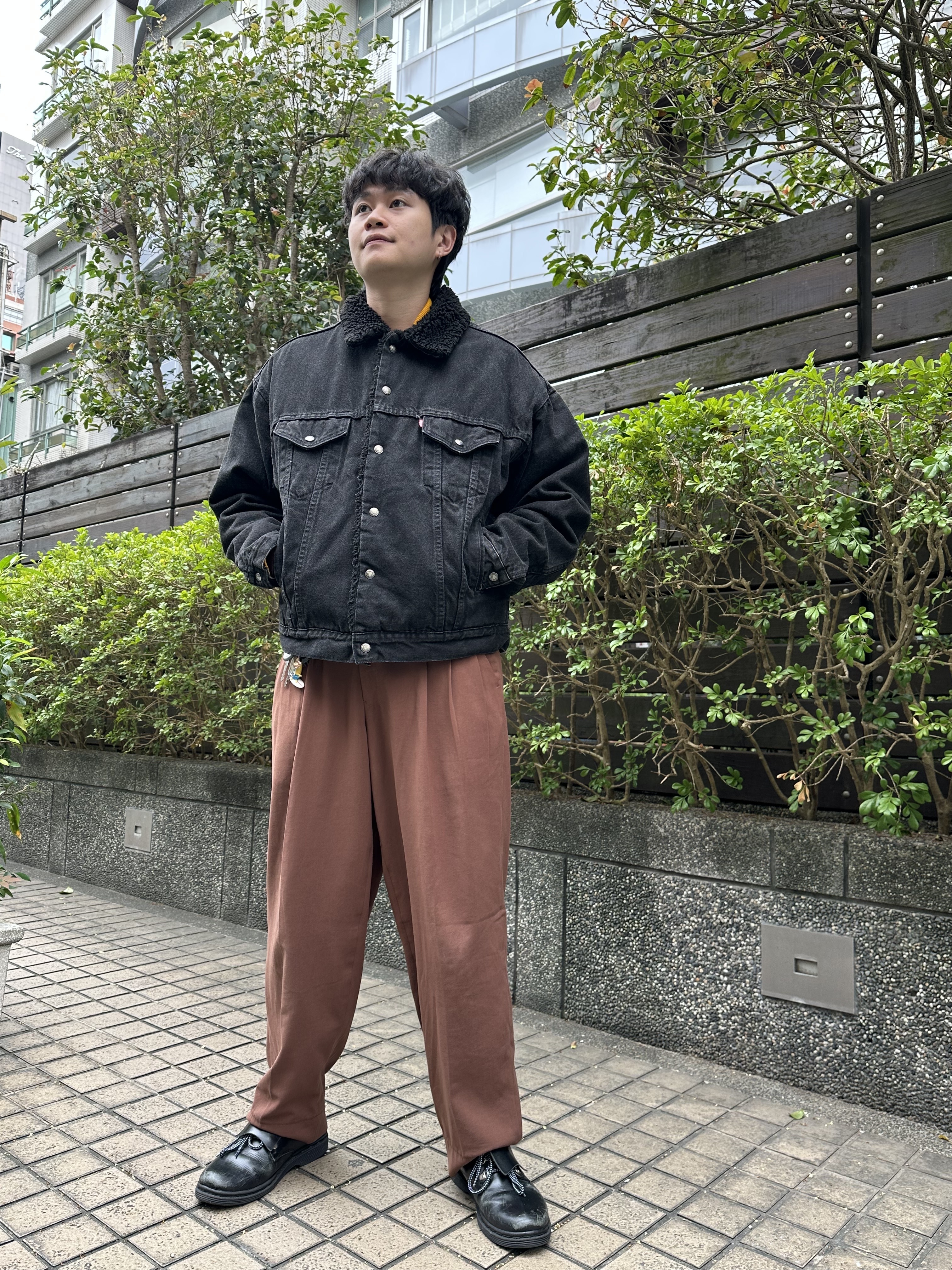 90’s Levi’s  Black Denim Boa Jacket (MADE IN USA) (ALL BLACK)