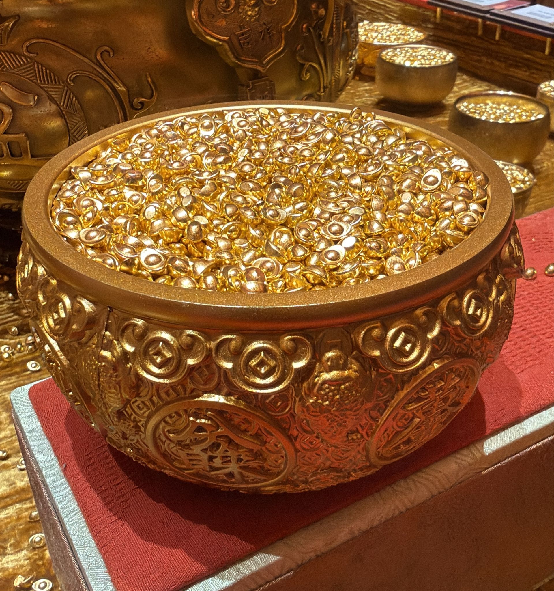 VY026 12地支6寸聚寶盆