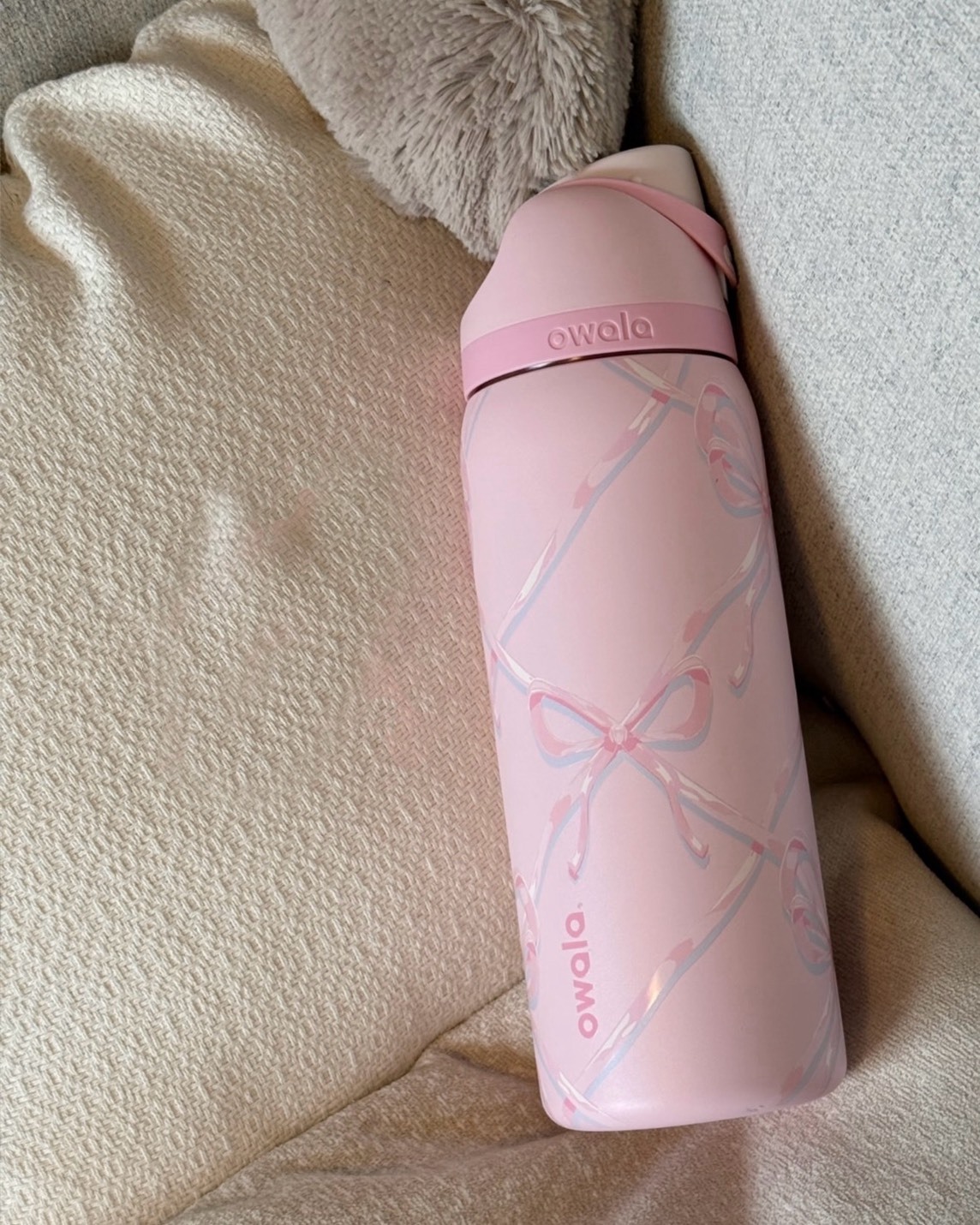 <全網最低🎀> OWALA FreeSip 32oz 冷水瓶 保溫 粉色 蝴蝶結