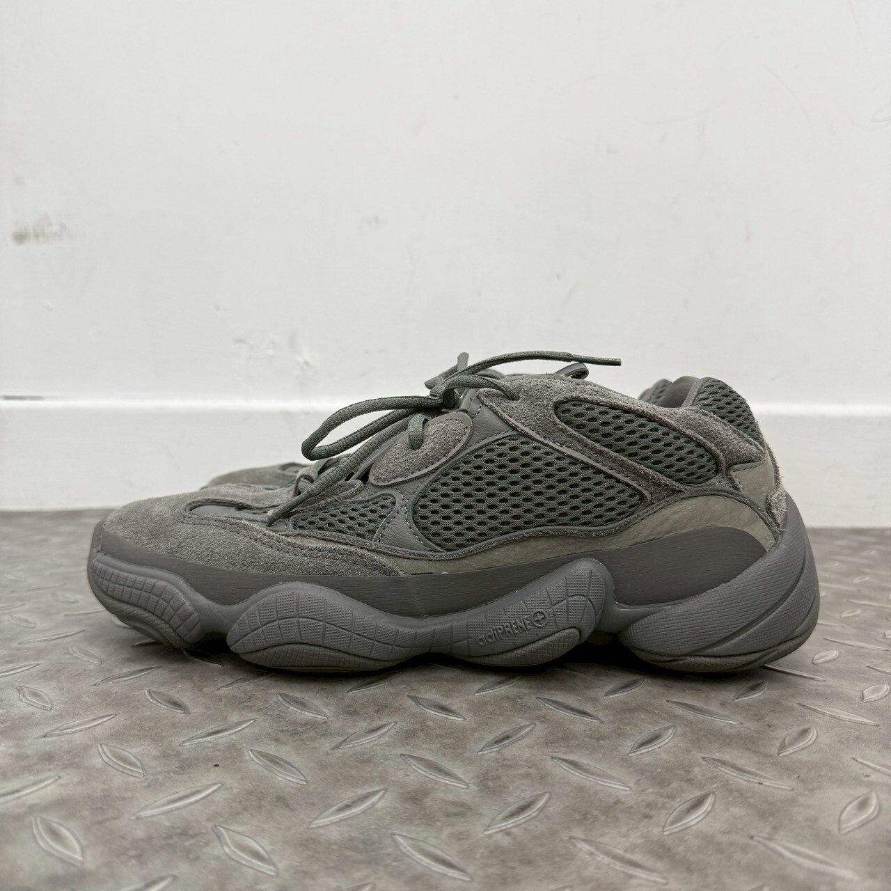 ADIDAS YEEZY 500 Granite SIZE 28CM