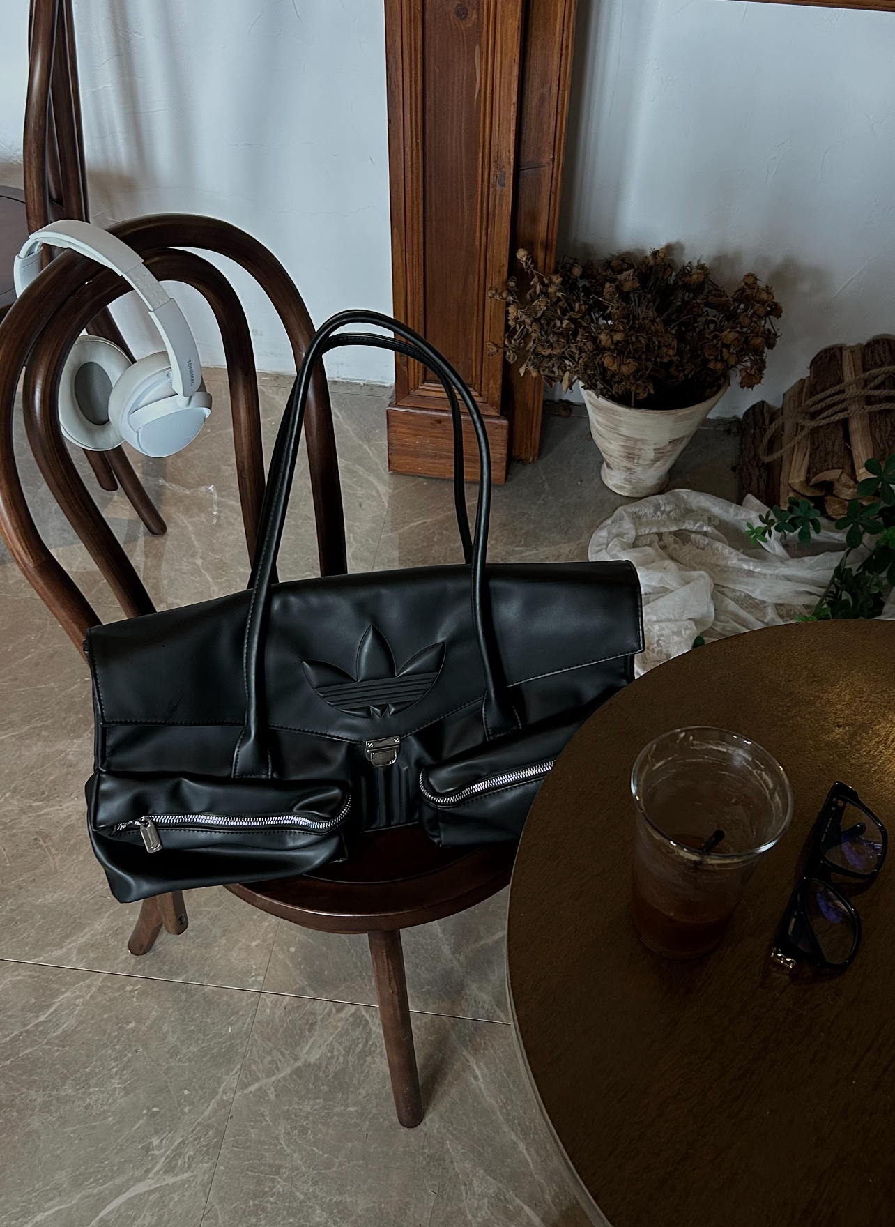 代購-<漂亮瘋> Adidas Originals 三葉草 經典實用 長柄包 單肩包 大號 黑色