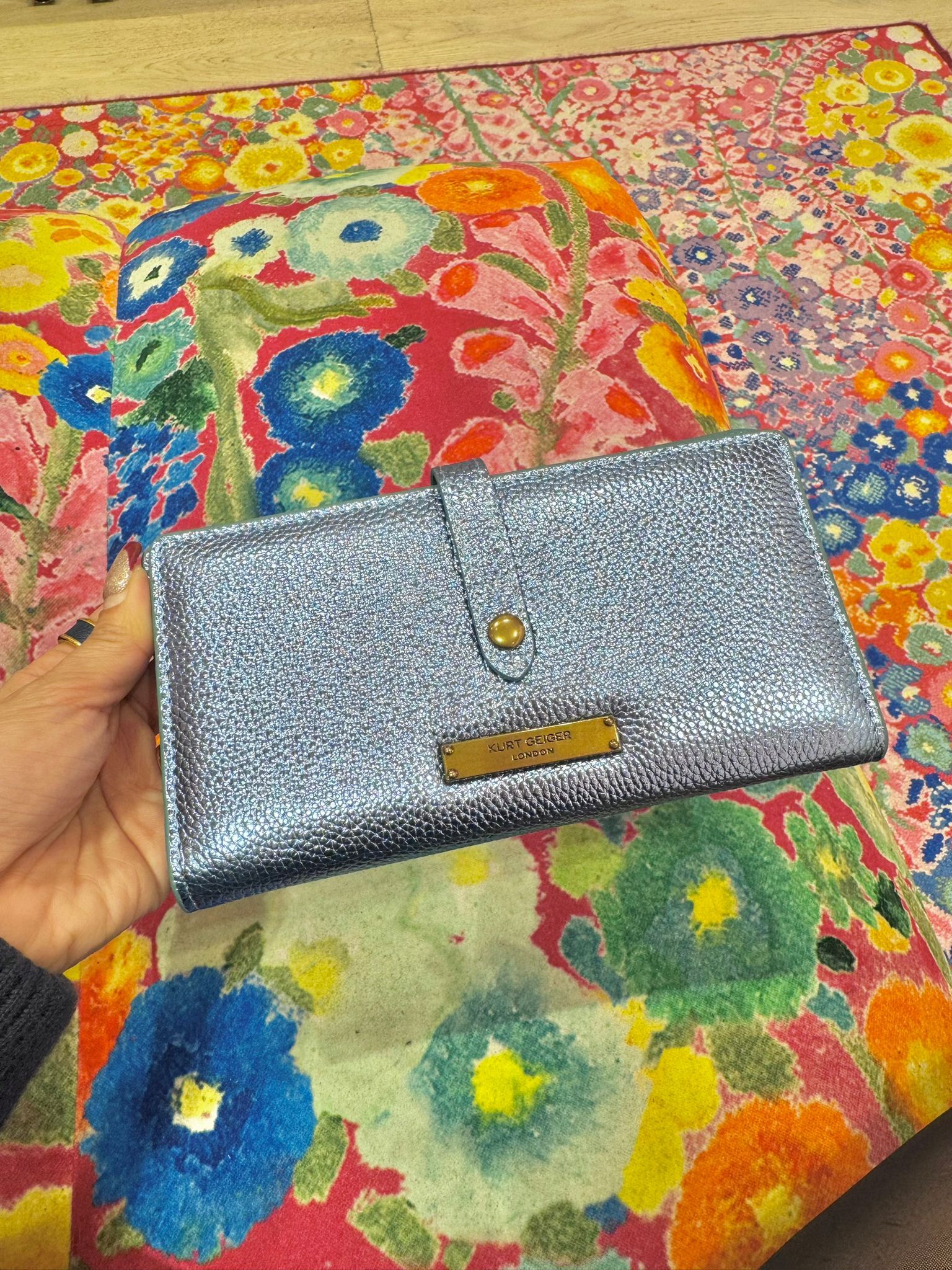 UK-GGG0305-478 (A19)