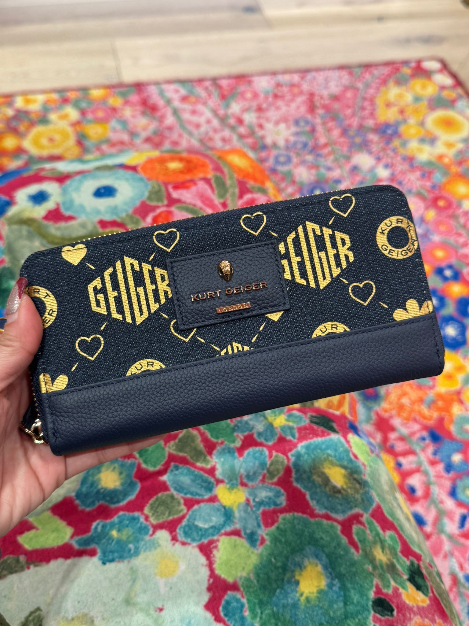 UK-GGG0305-487 (A28)