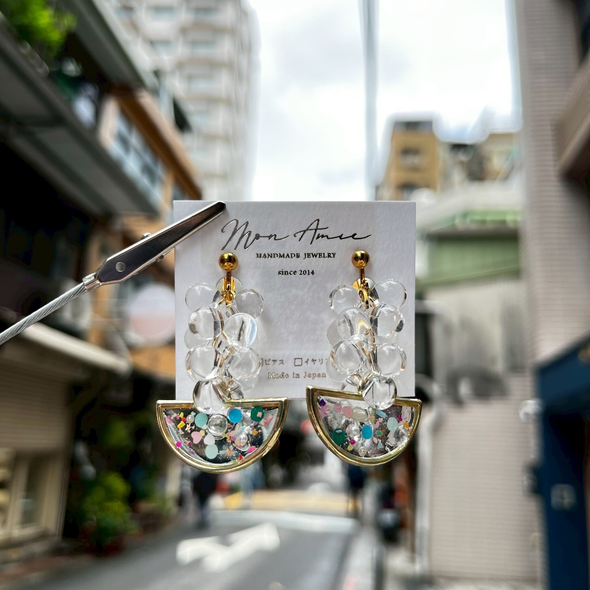 [Mon Amie] 透明串珠彩石半圓耳環 | NO.52 | 耳夾