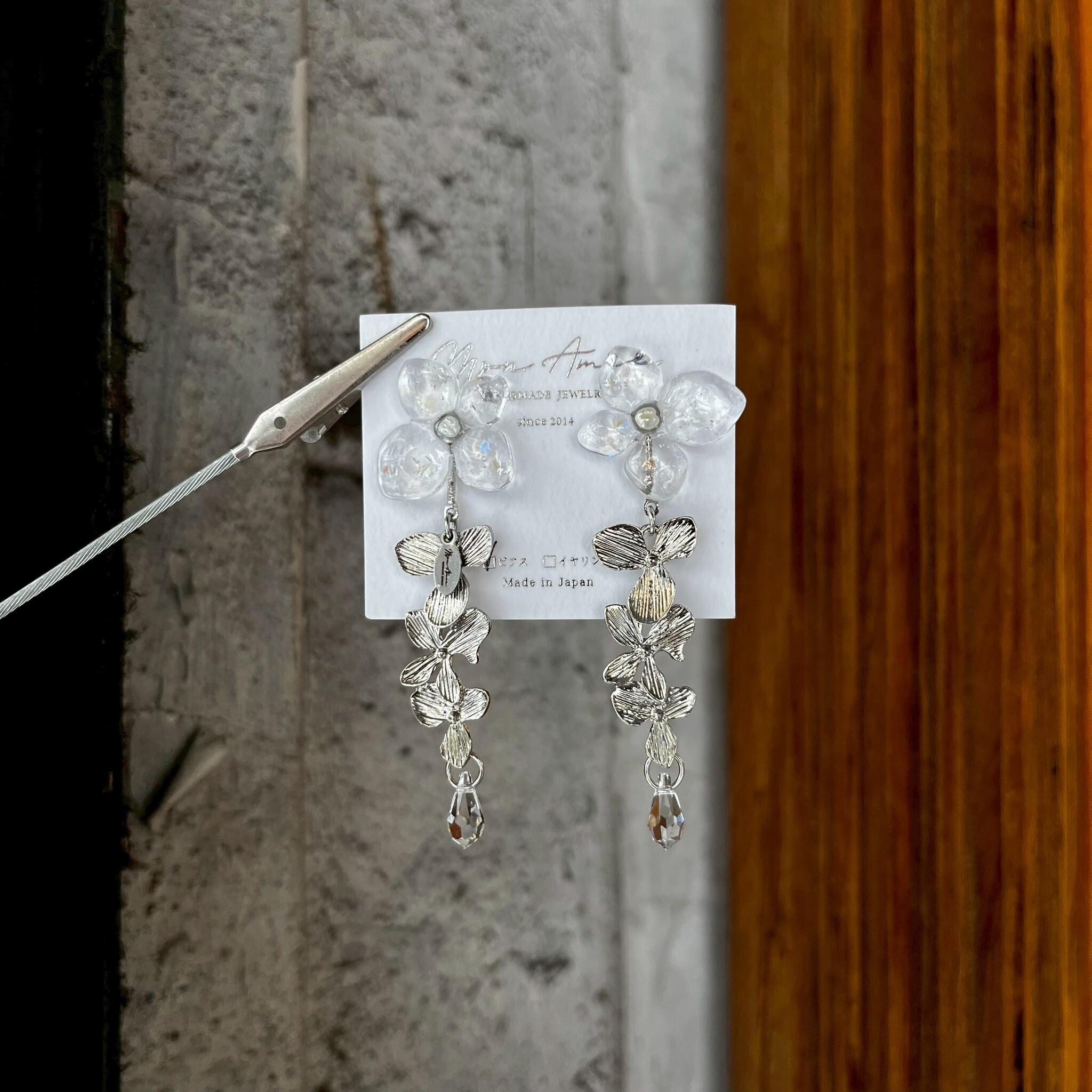 [Mon Amie] 2WAY透明三花垂墜耳環 | 銀 | NO.56 | 耳針