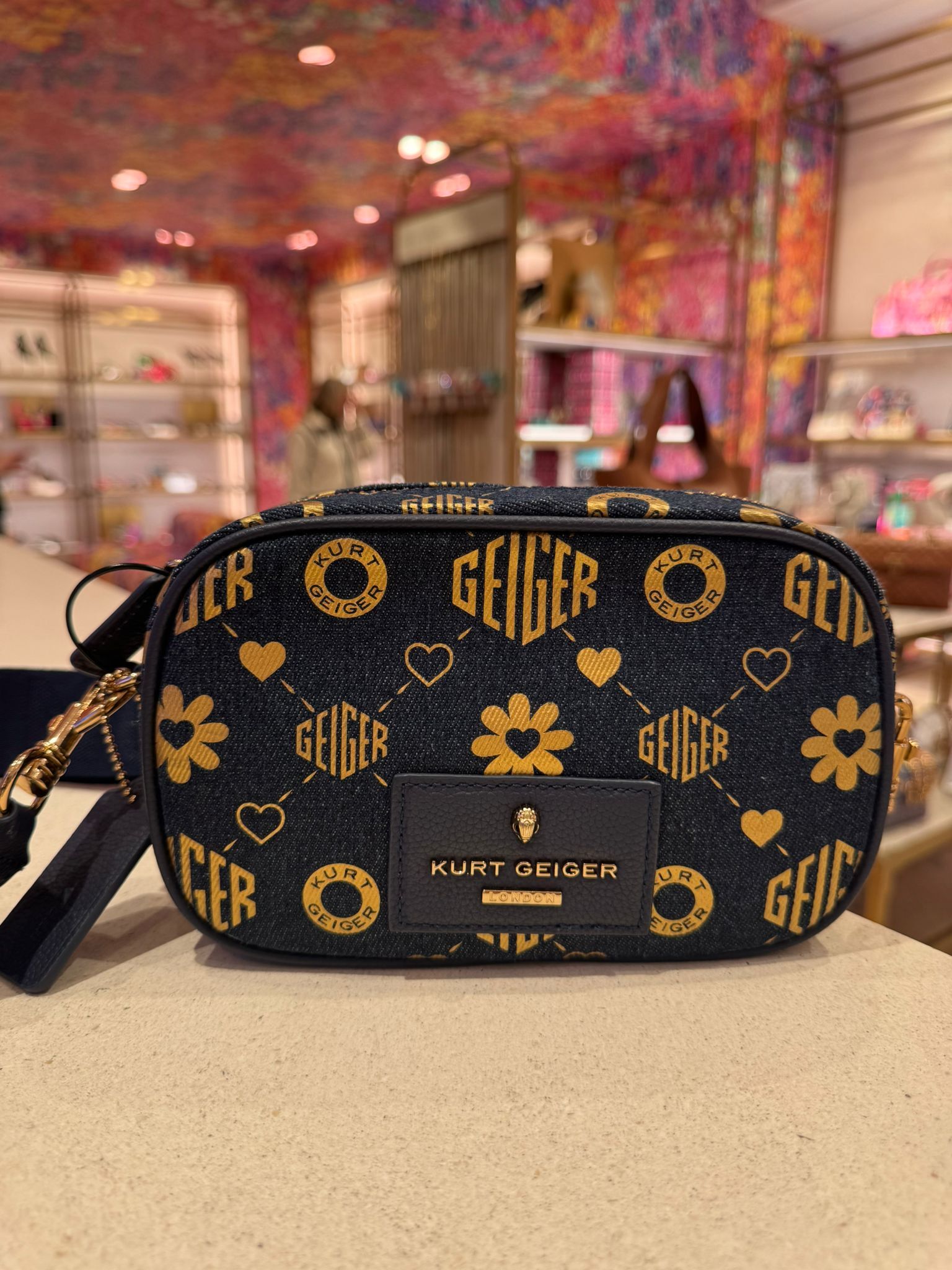 UK-GGG0305-490 (A31)