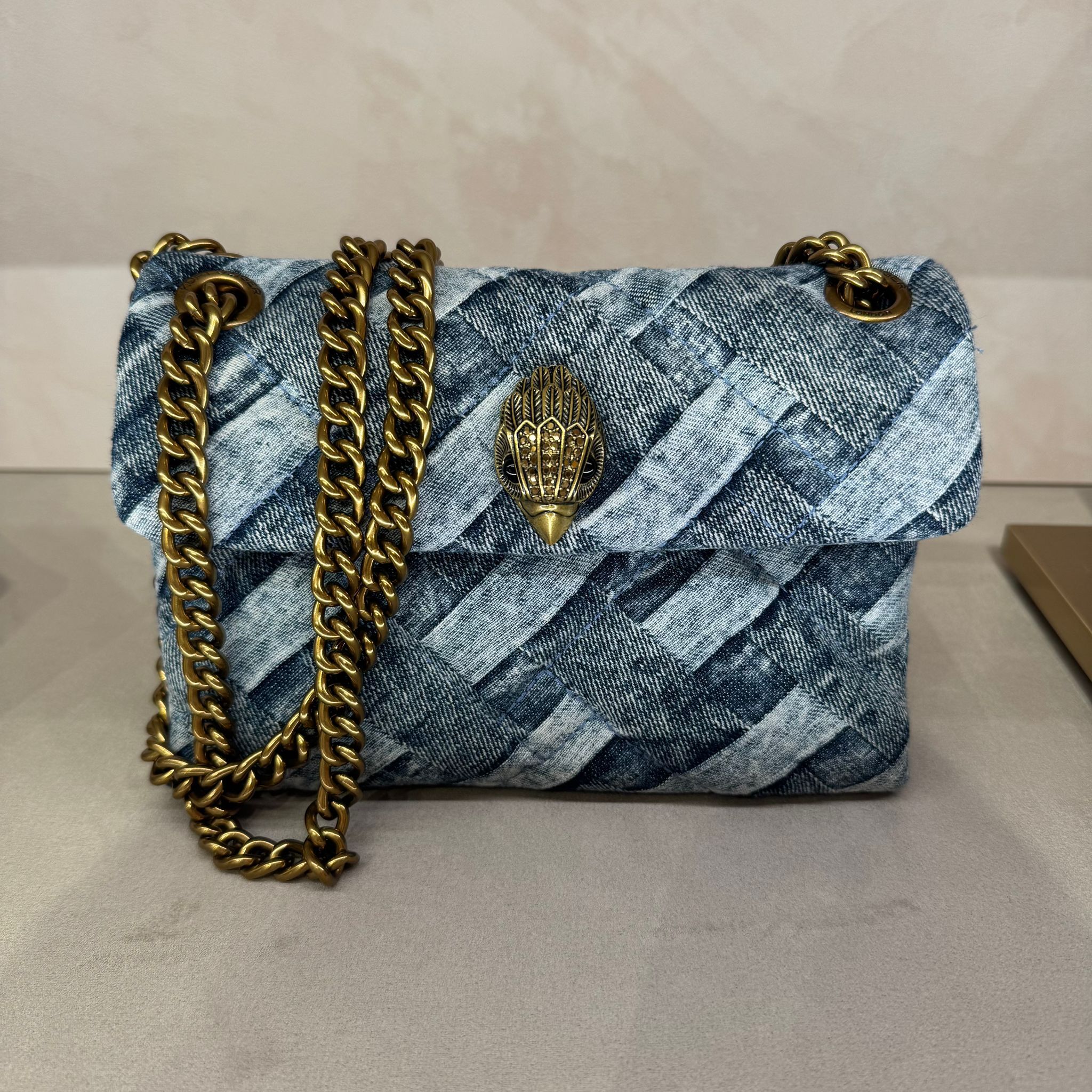 UK-GGG0305-491 (A32)