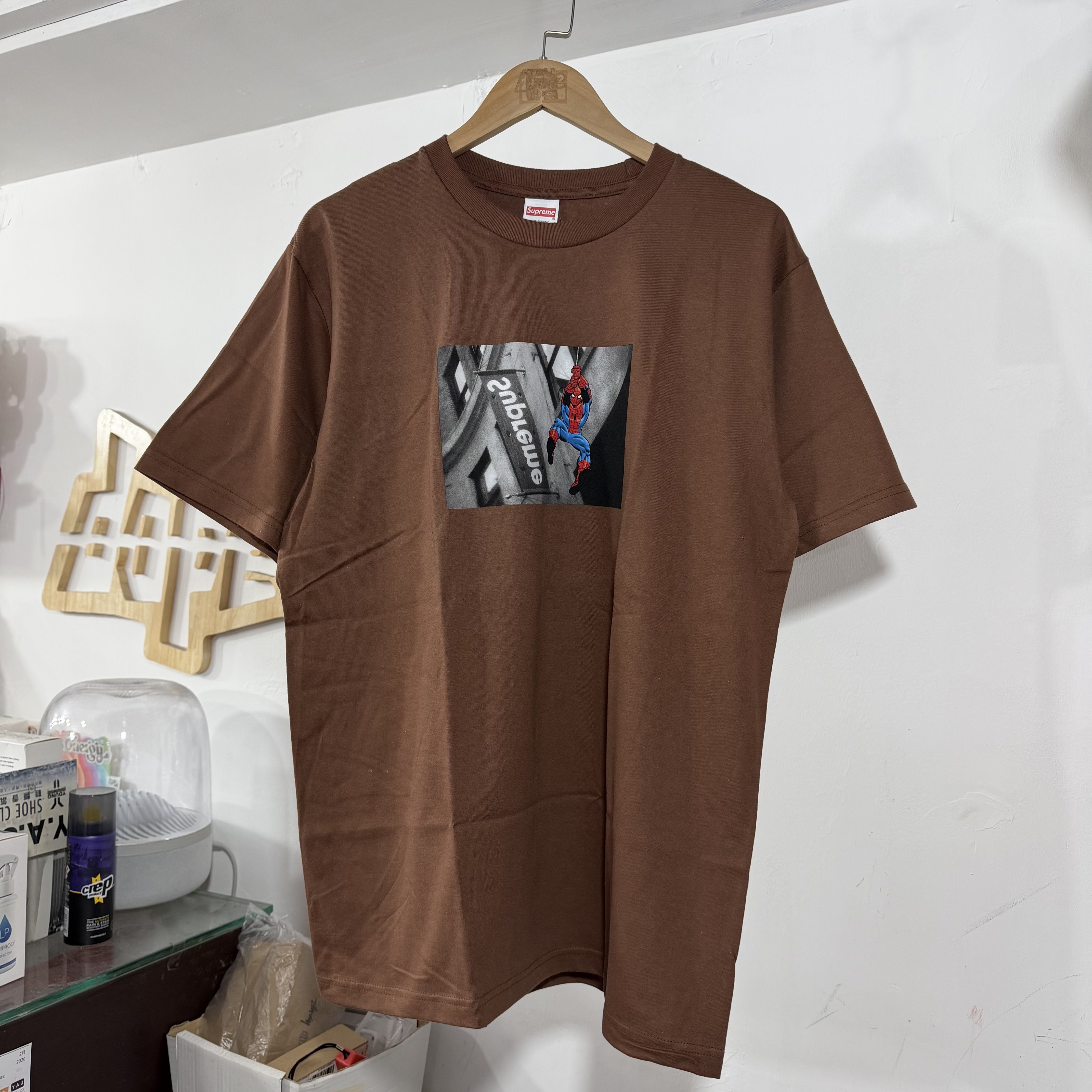 Supreme® SS26 Spider-Man Tee Brown