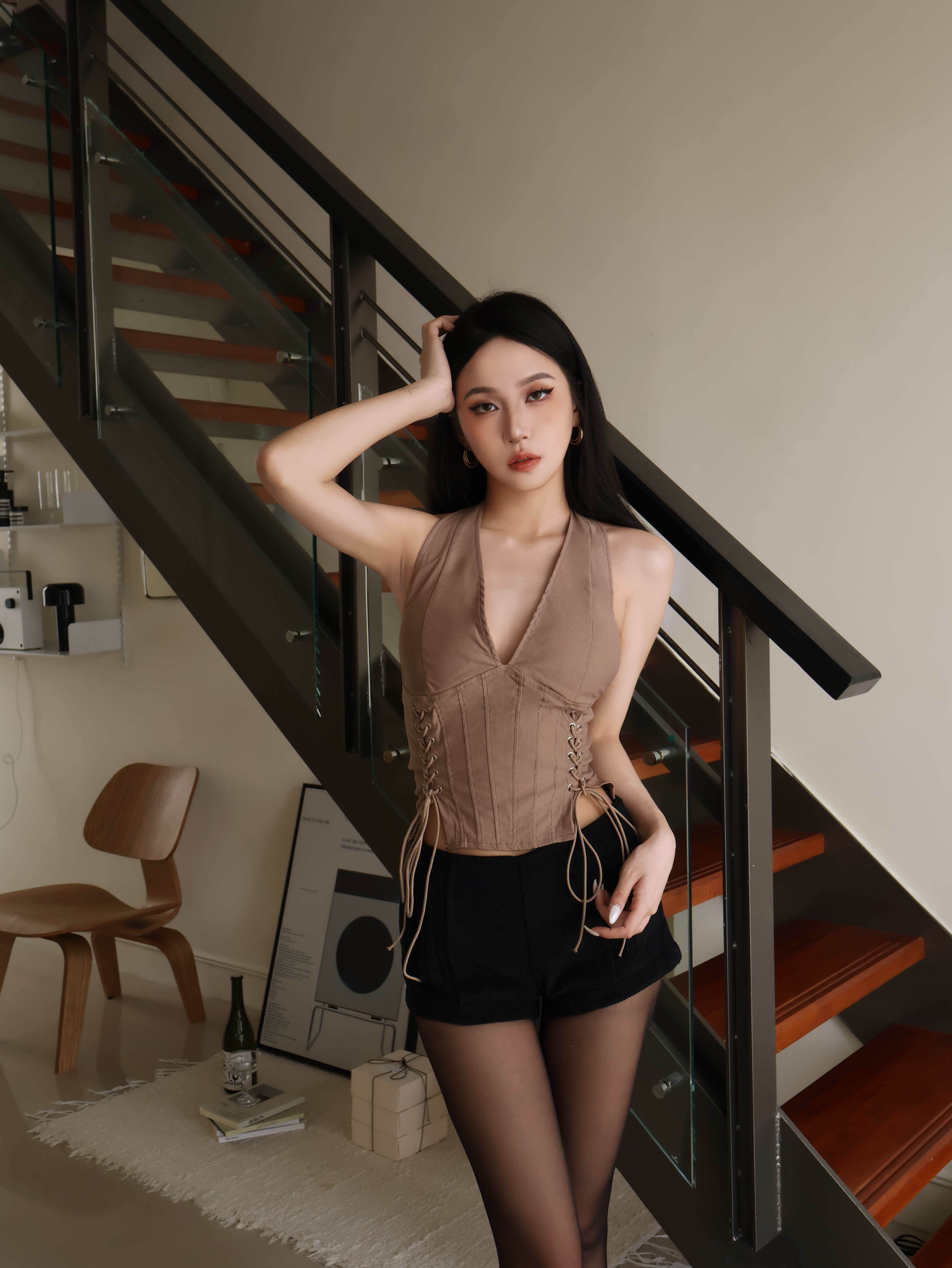 雙綁繞脖胸墊上衣