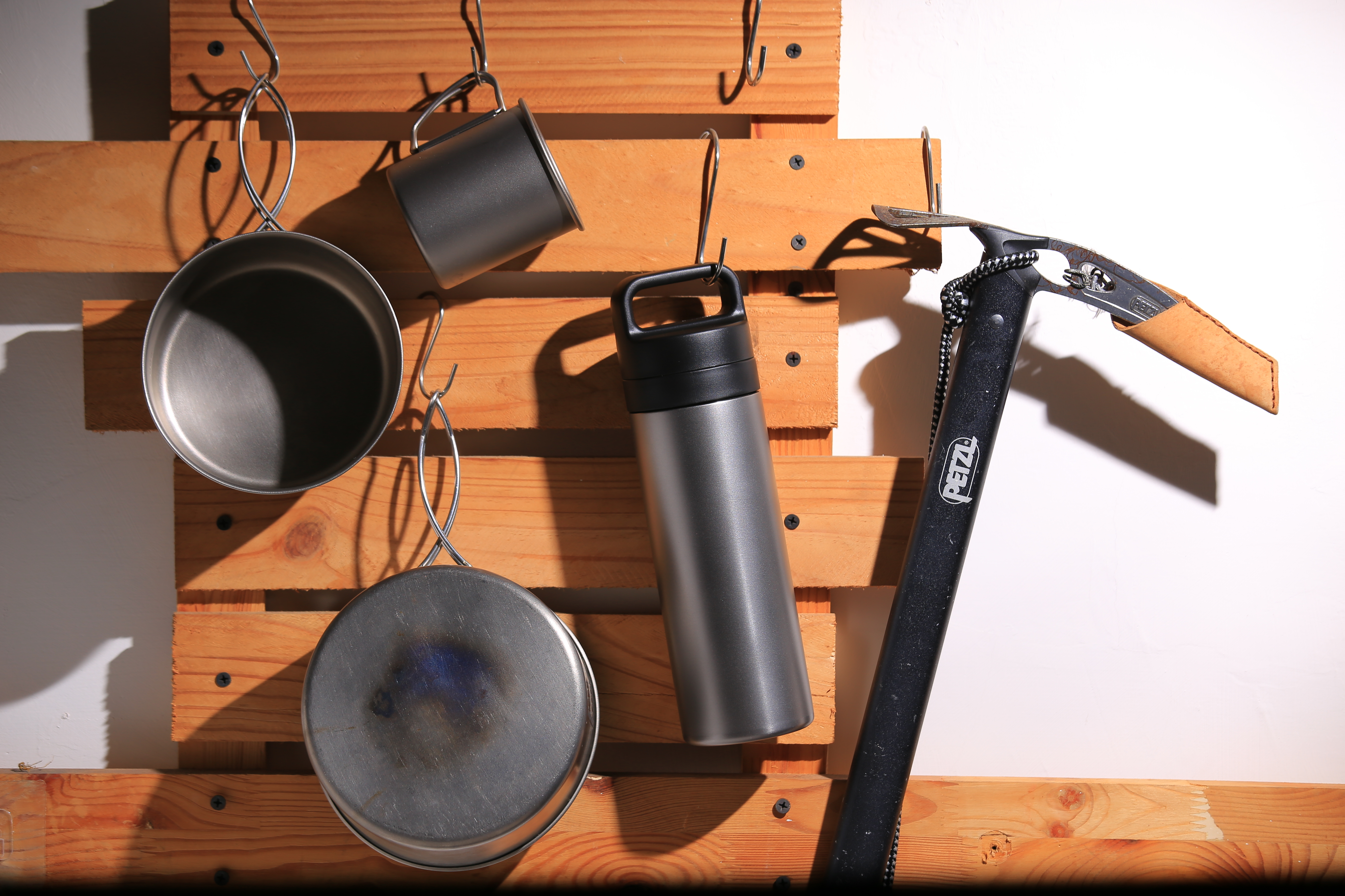 鈦造提把保溫瓶｜鈦色系列｜鈦色