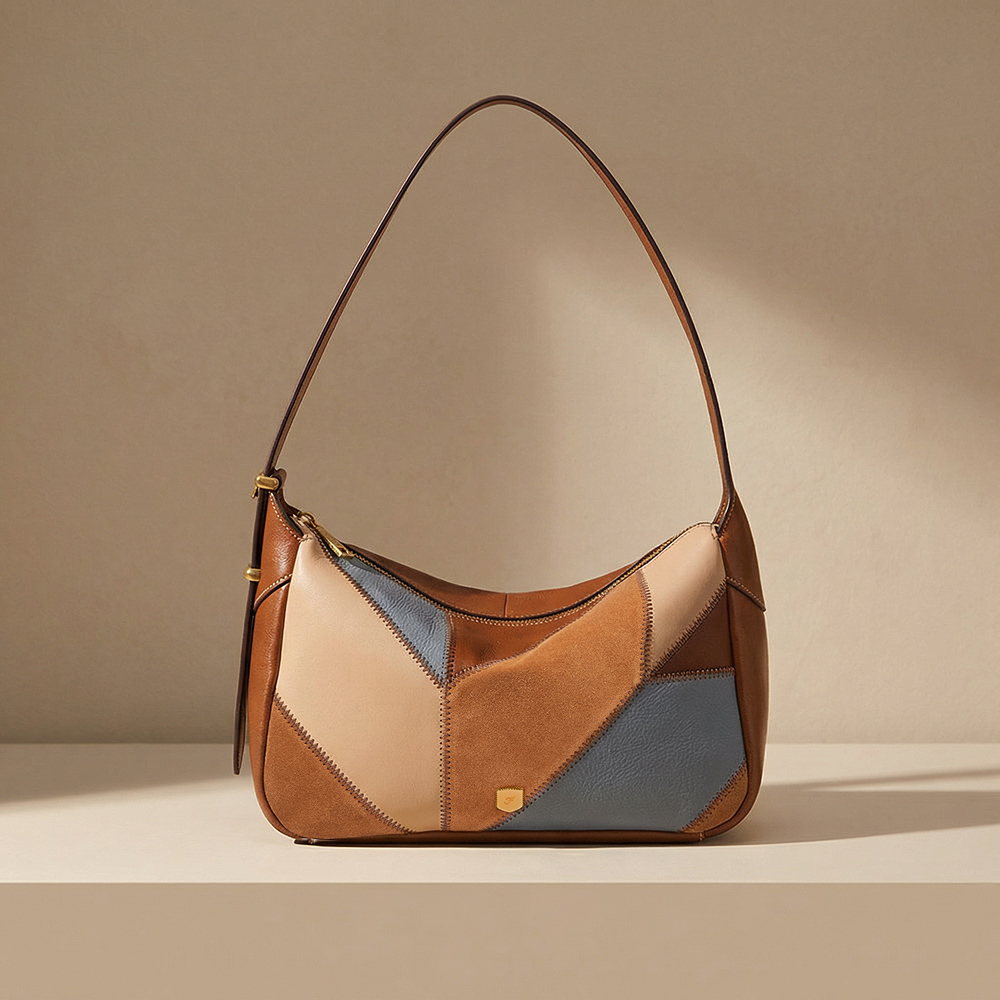 Dillon 真皮文青風肩背包-異色拼接 ZB11187186