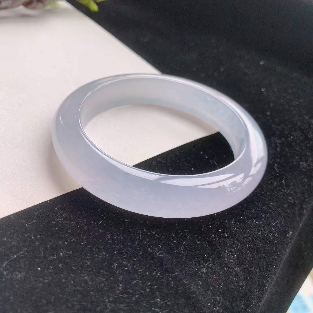 2102630 56.3mm翡翠冰種起光手鐲 (56-58)