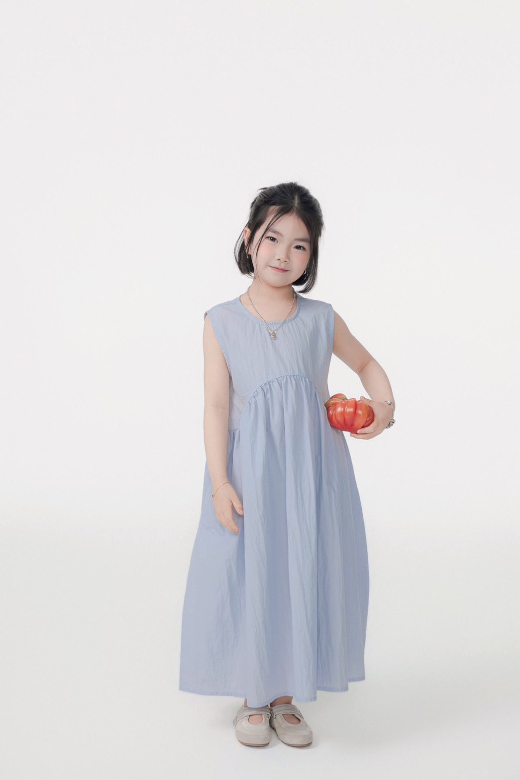 素面簡約背心洋裝