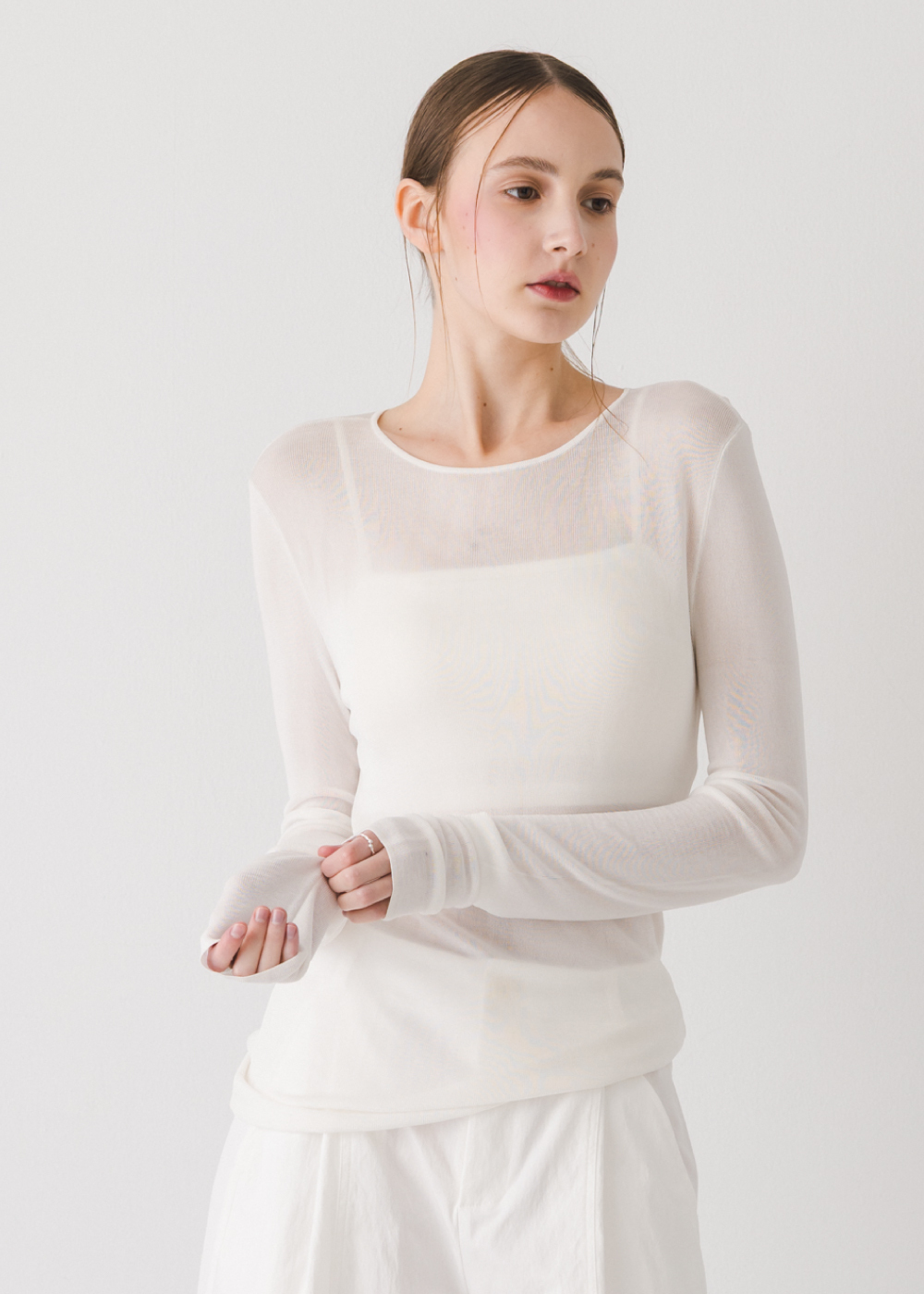 薄透絲感長袖上衣