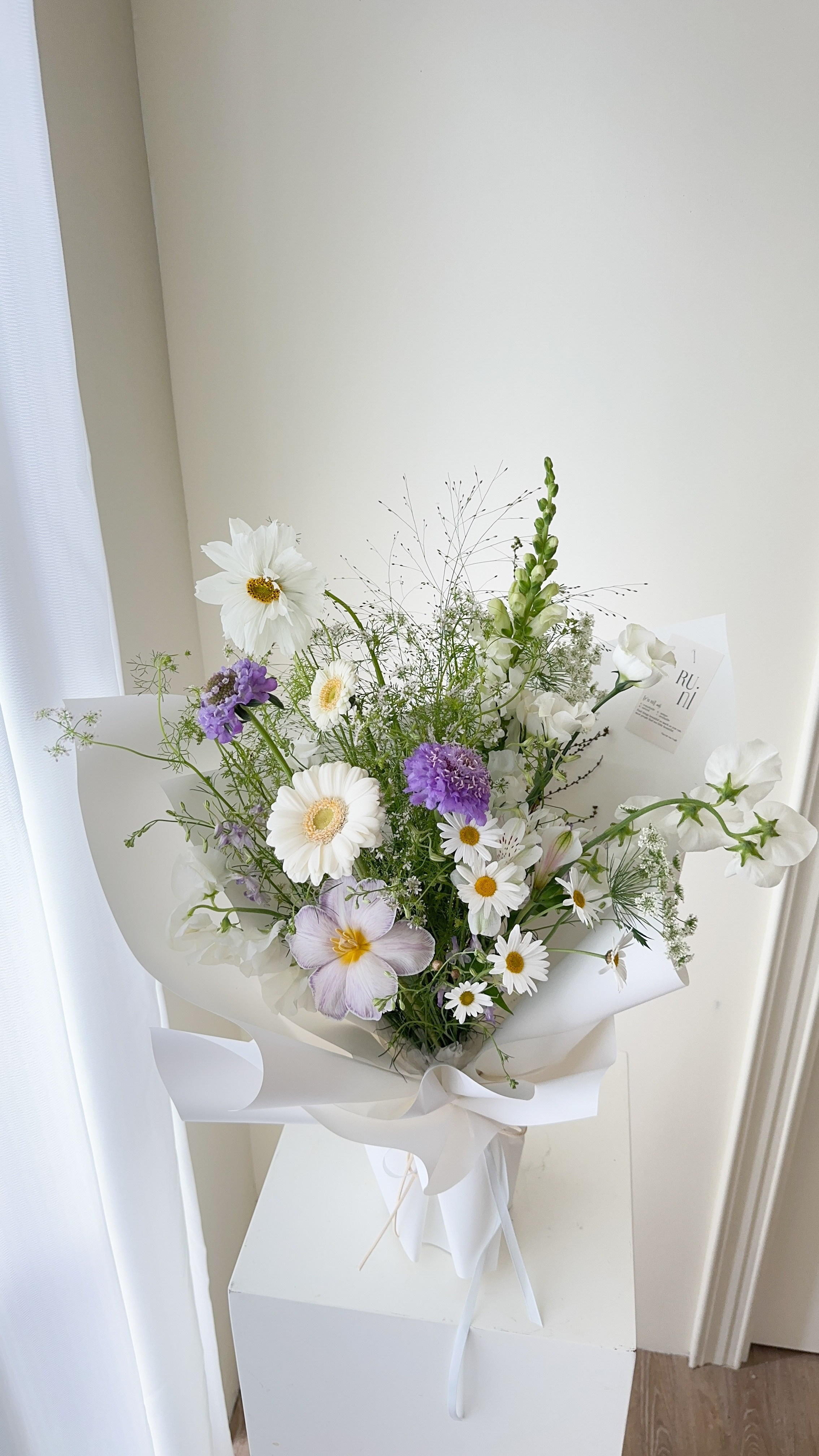 紫紗漫舞-白紫色系綜合鮮花花束