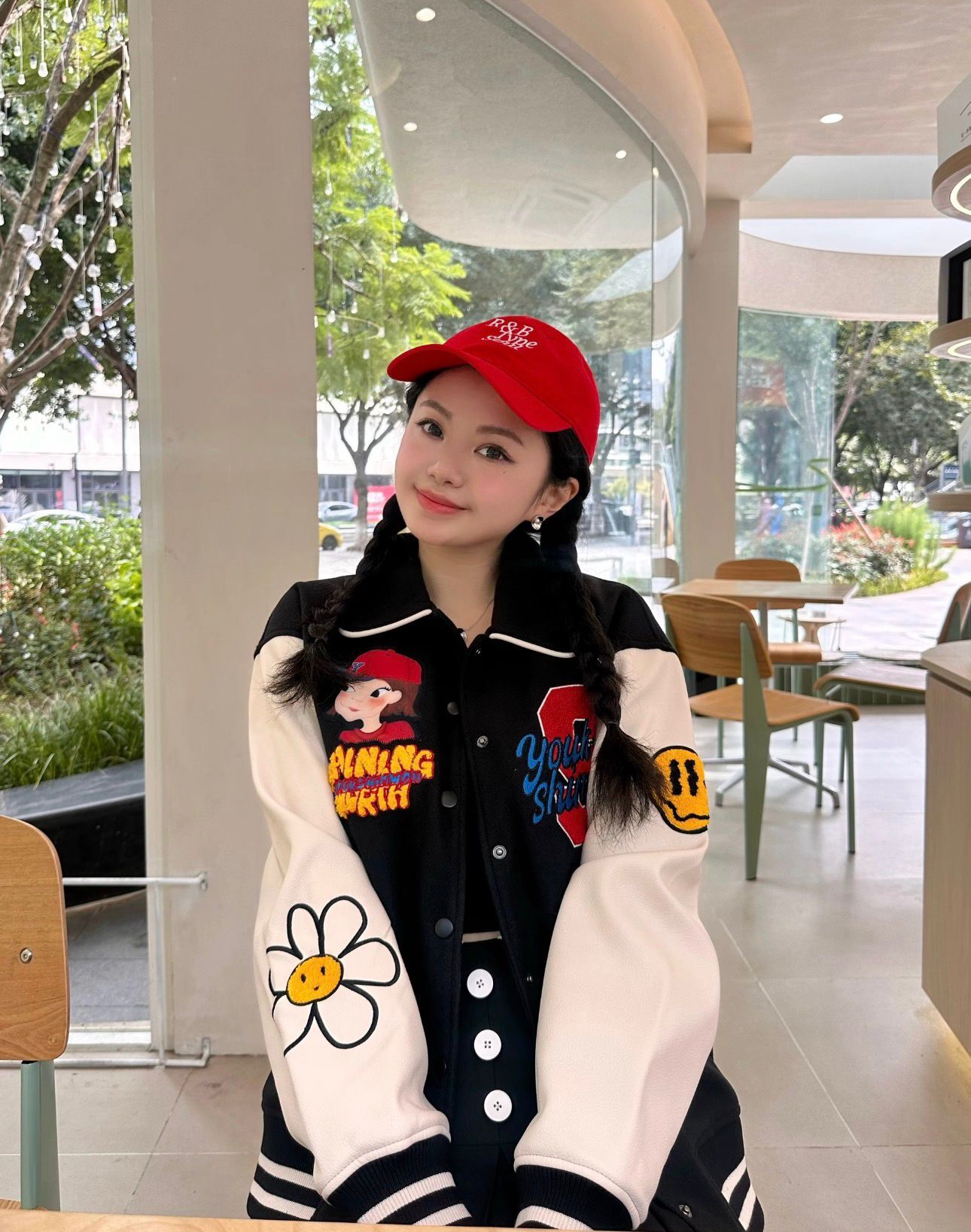 【直播】YOUK SHIM WON LX0305723 拼色棒球外套 (Free Size)