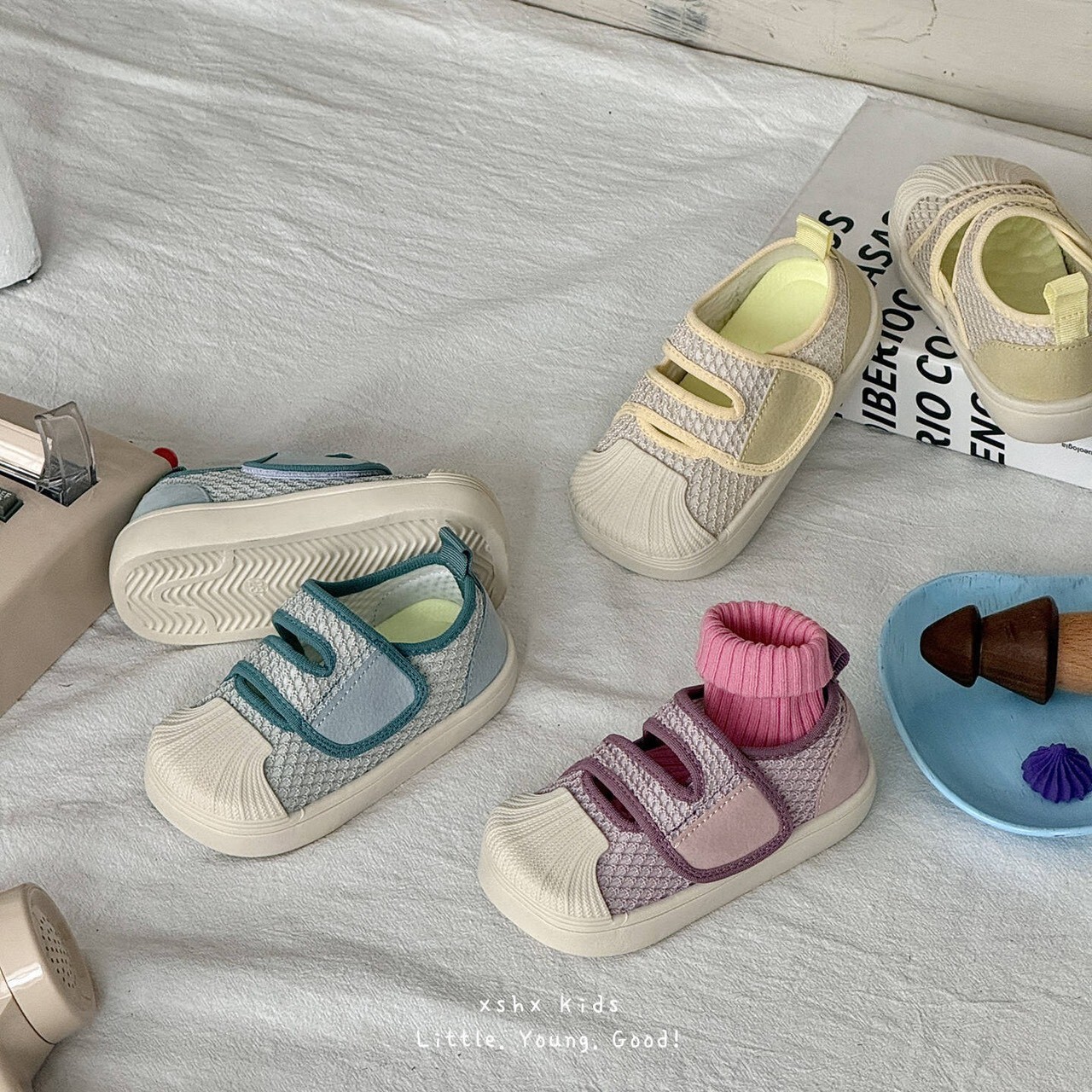 日常百搭 ꕀ 貝殼魔鬼粘黏貼布鞋 ＊可搭配襪子也很好看