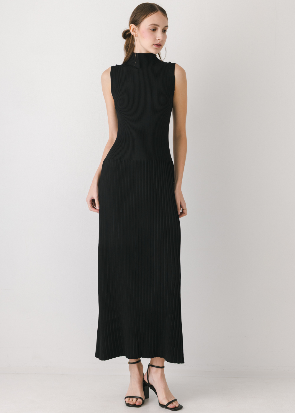 立領修身針織長洋裝