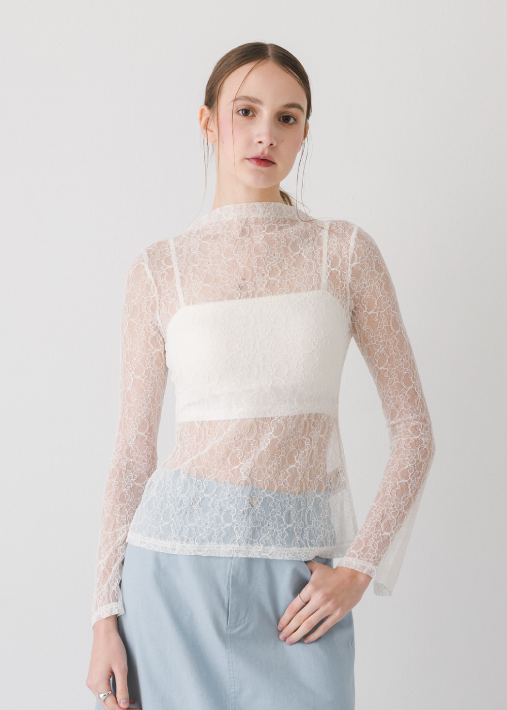 雕花蕾絲小立領後衩上衣